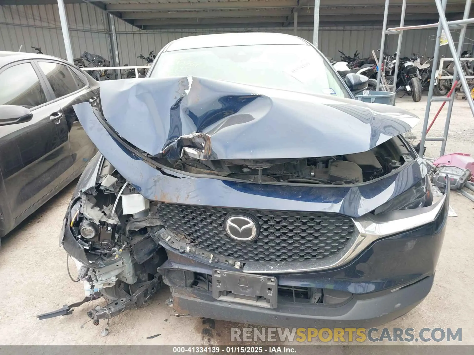 11 Photograph of a damaged car 3MVDMBAL6NM406135 MAZDA CX-30 2022