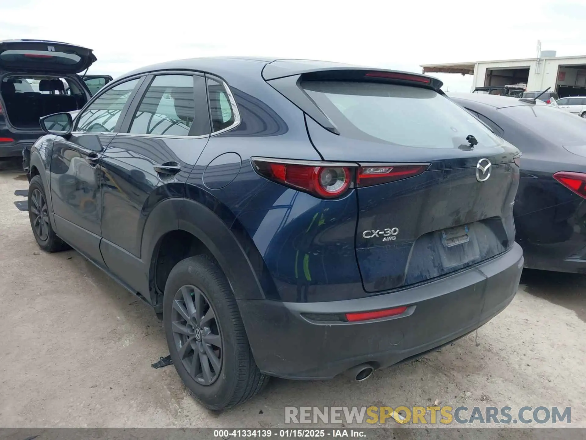 3 Photograph of a damaged car 3MVDMBAL6NM406135 MAZDA CX-30 2022