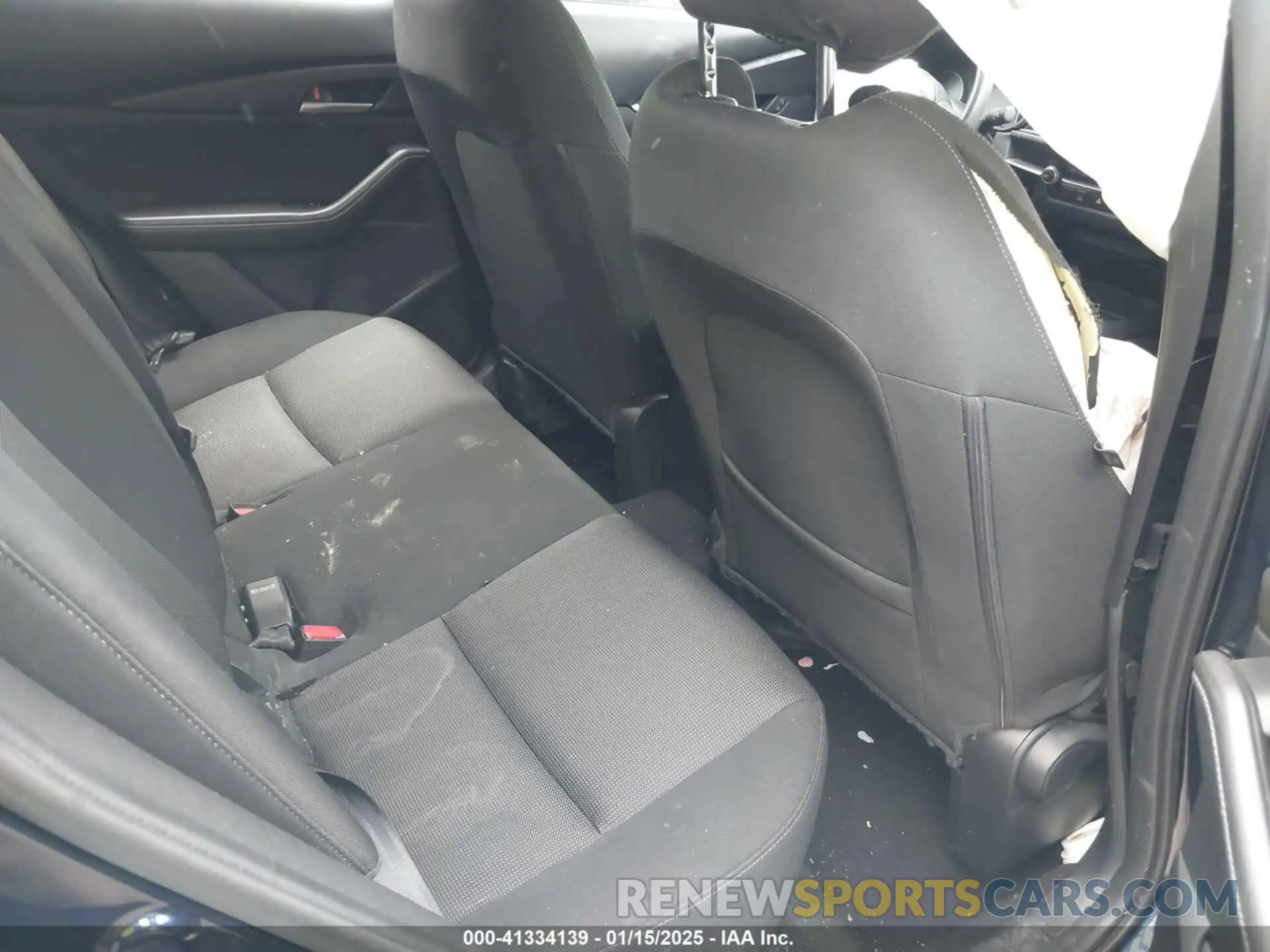 8 Photograph of a damaged car 3MVDMBAL6NM406135 MAZDA CX-30 2022
