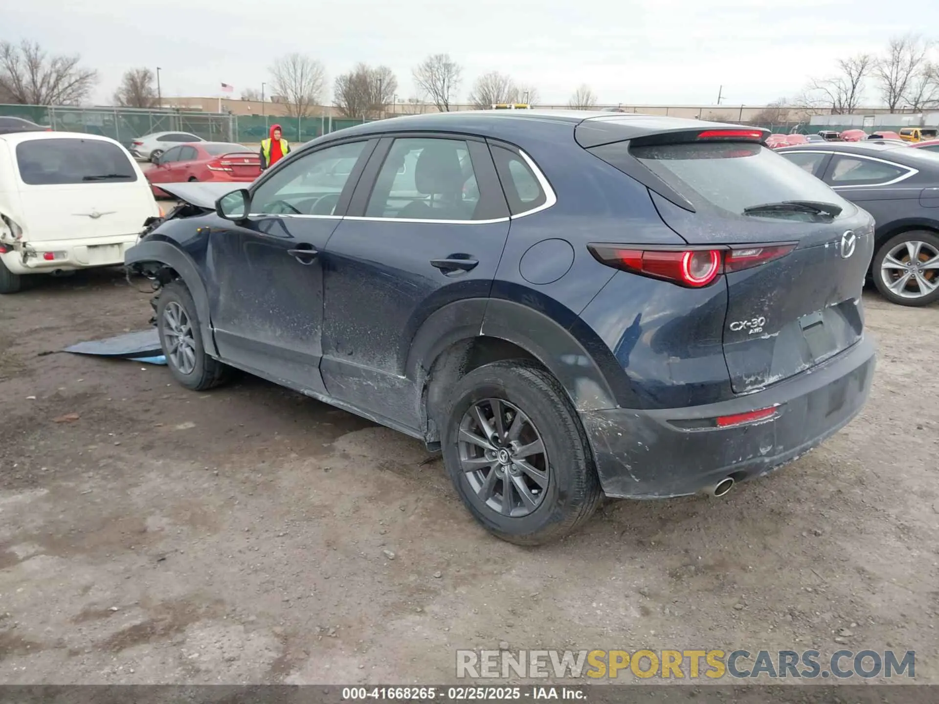 3 Photograph of a damaged car 3MVDMBAL8NM411739 MAZDA CX-30 2022