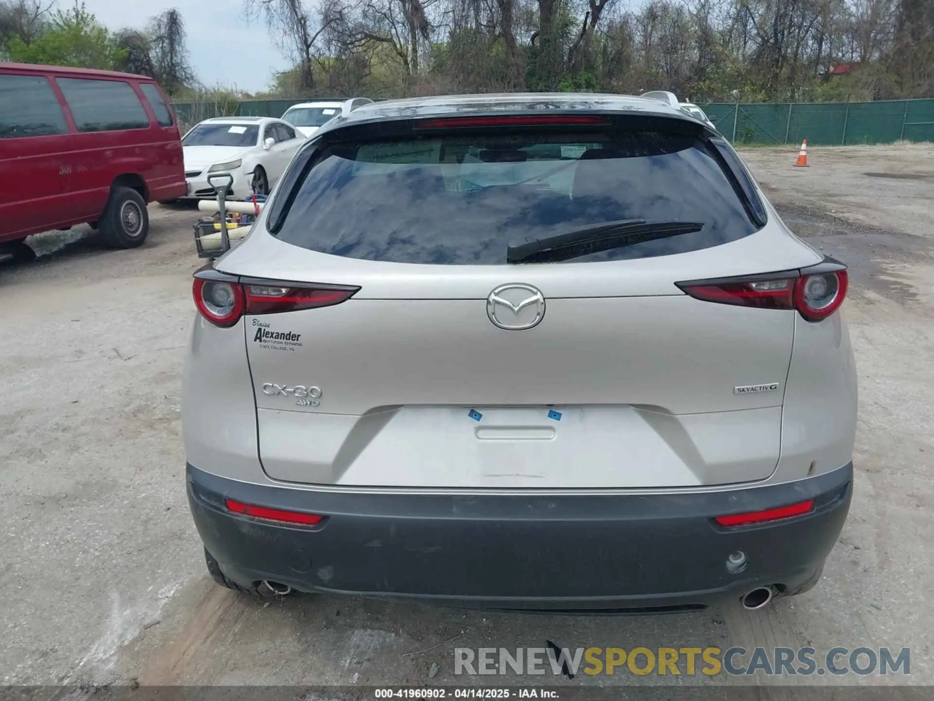 15 Photograph of a damaged car 3MVDMBBL2NM439681 MAZDA CX-30 2022