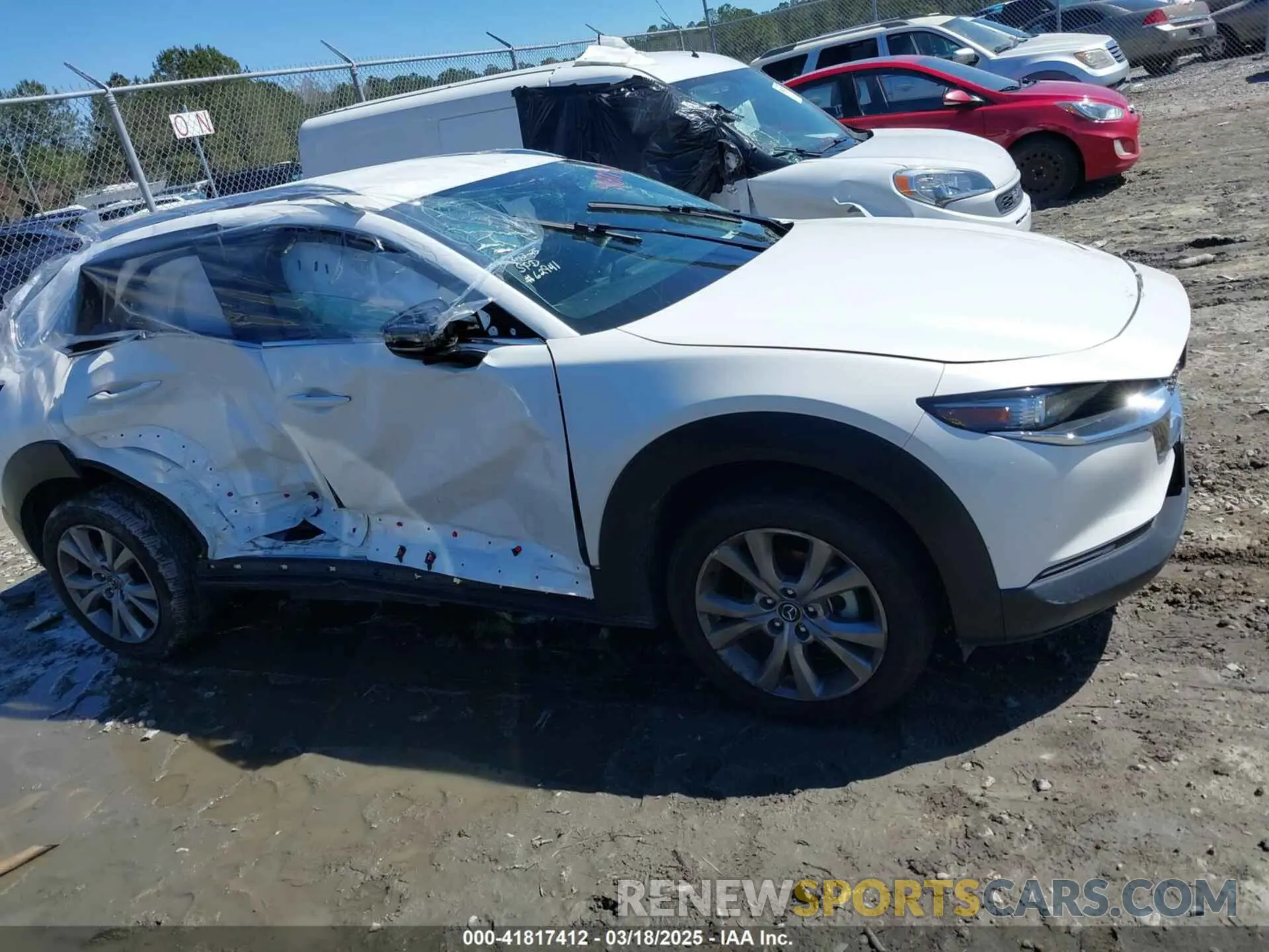 13 Photograph of a damaged car 3MVDMBBL3NM428172 MAZDA CX-30 2022