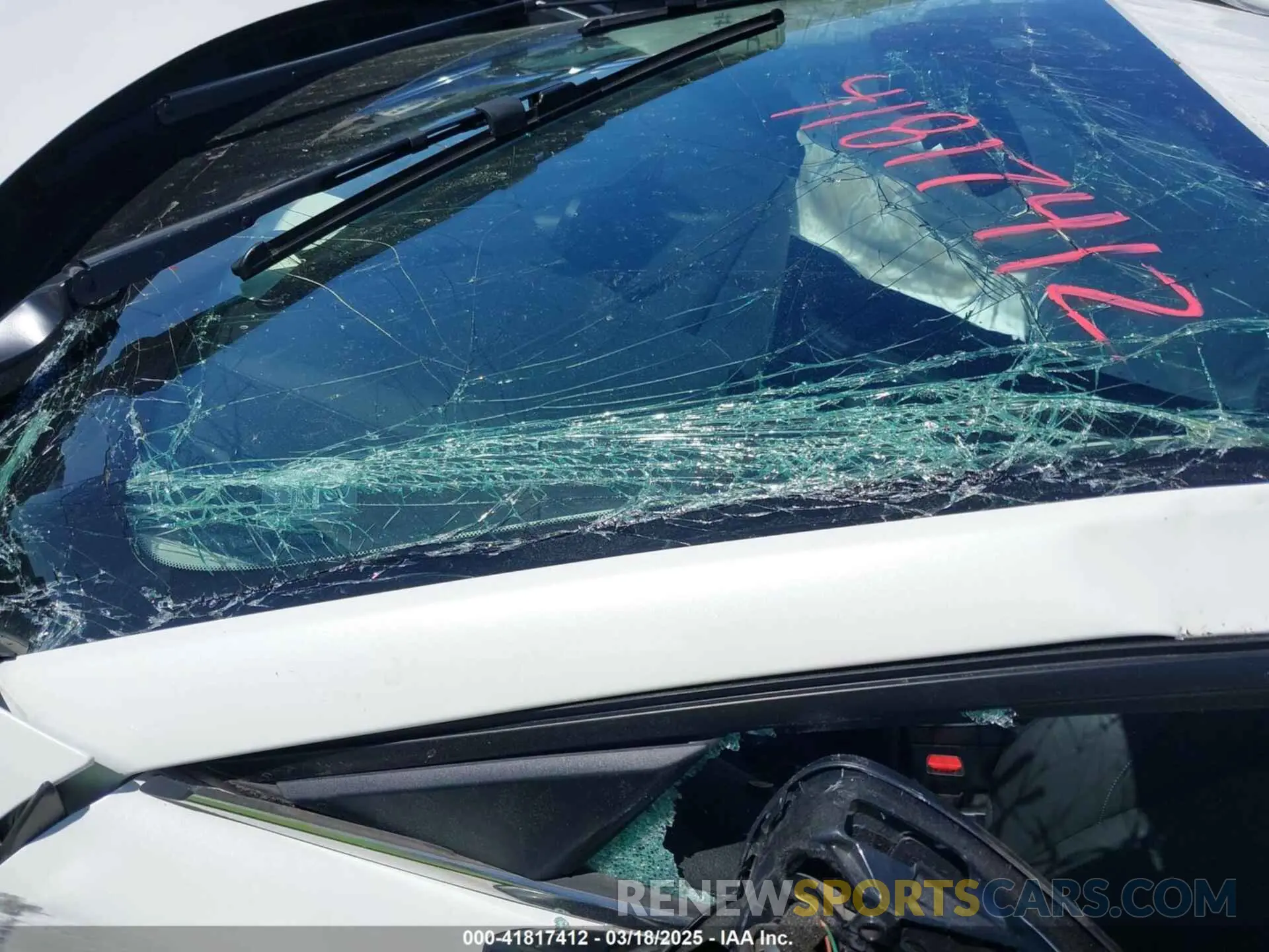 18 Photograph of a damaged car 3MVDMBBL3NM428172 MAZDA CX-30 2022