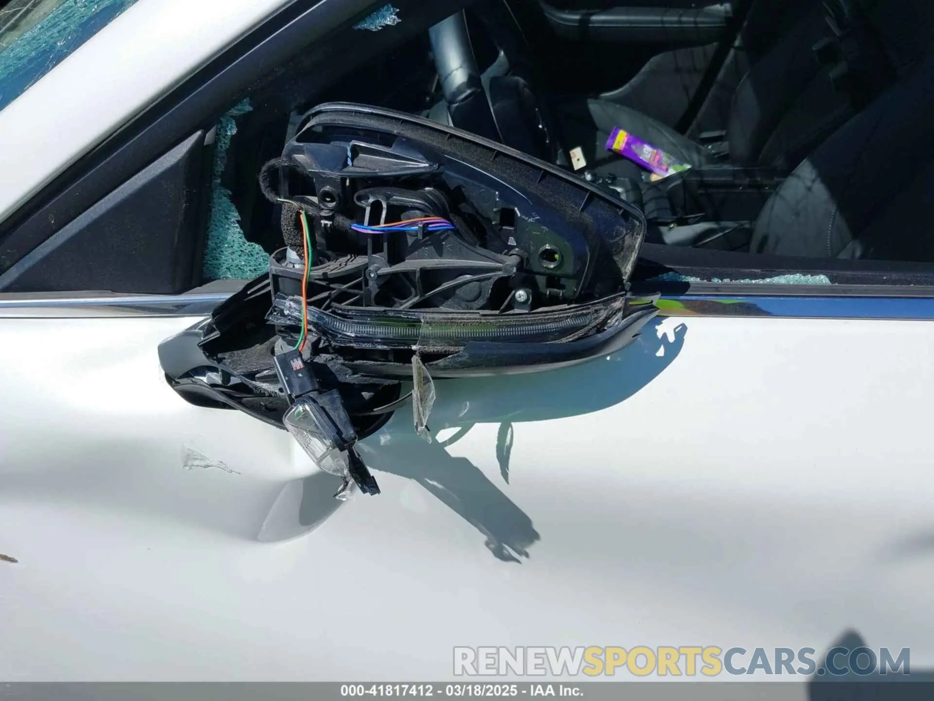 19 Photograph of a damaged car 3MVDMBBL3NM428172 MAZDA CX-30 2022