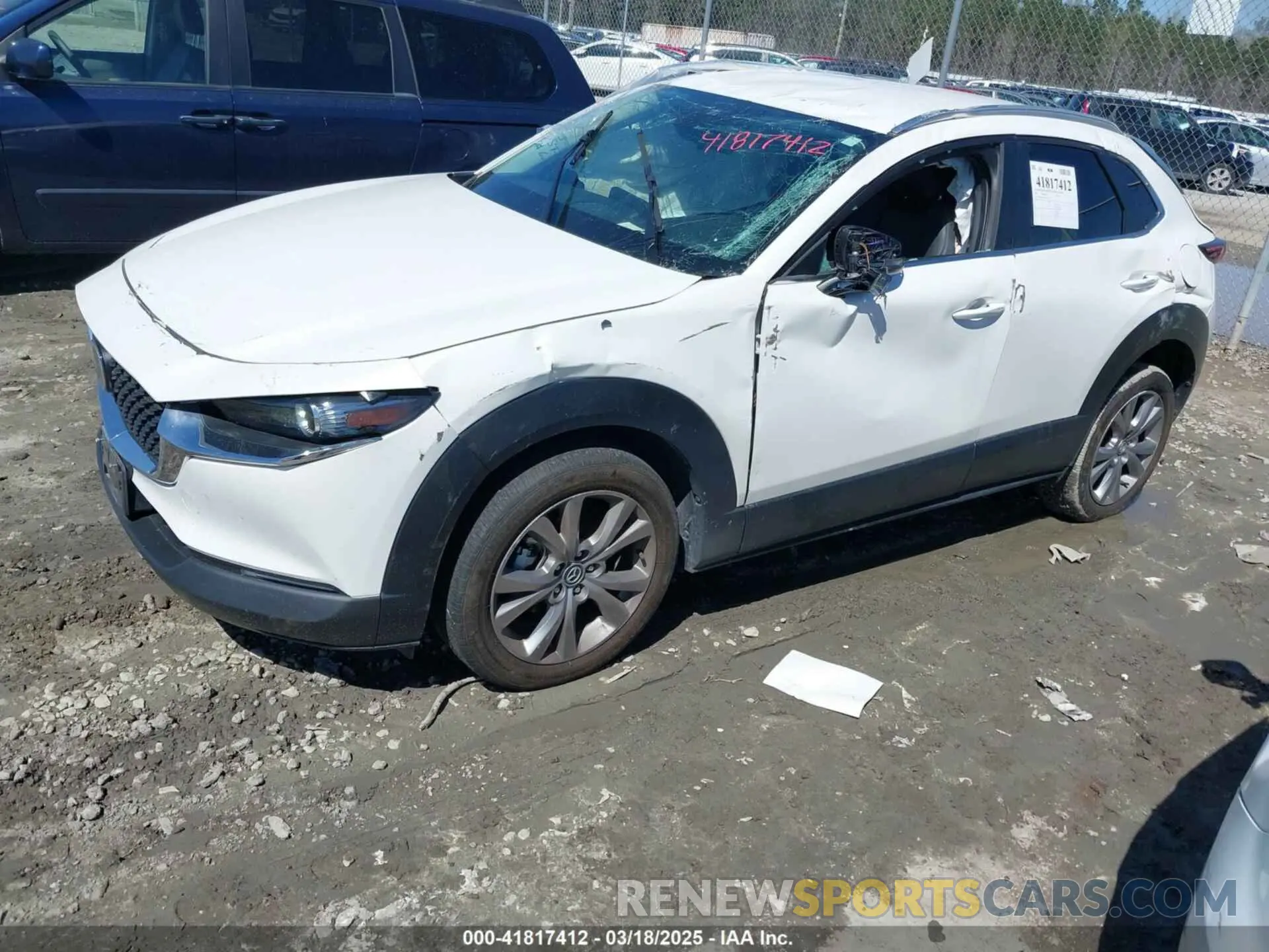 2 Photograph of a damaged car 3MVDMBBL3NM428172 MAZDA CX-30 2022