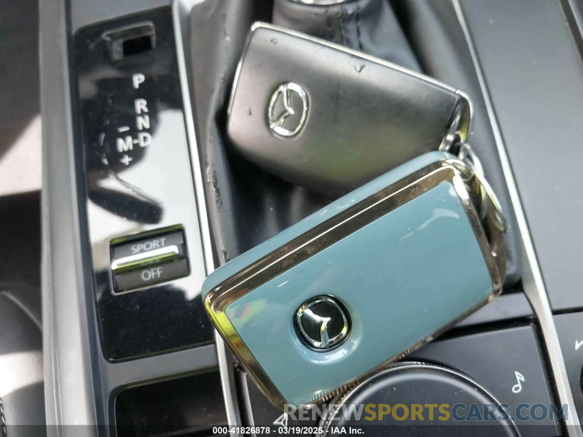 11 Photograph of a damaged car 3MVDMBBL4NM401563 MAZDA CX-30 2022