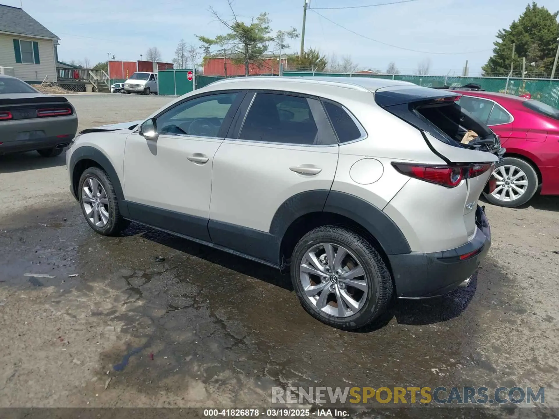 3 Photograph of a damaged car 3MVDMBBL4NM401563 MAZDA CX-30 2022