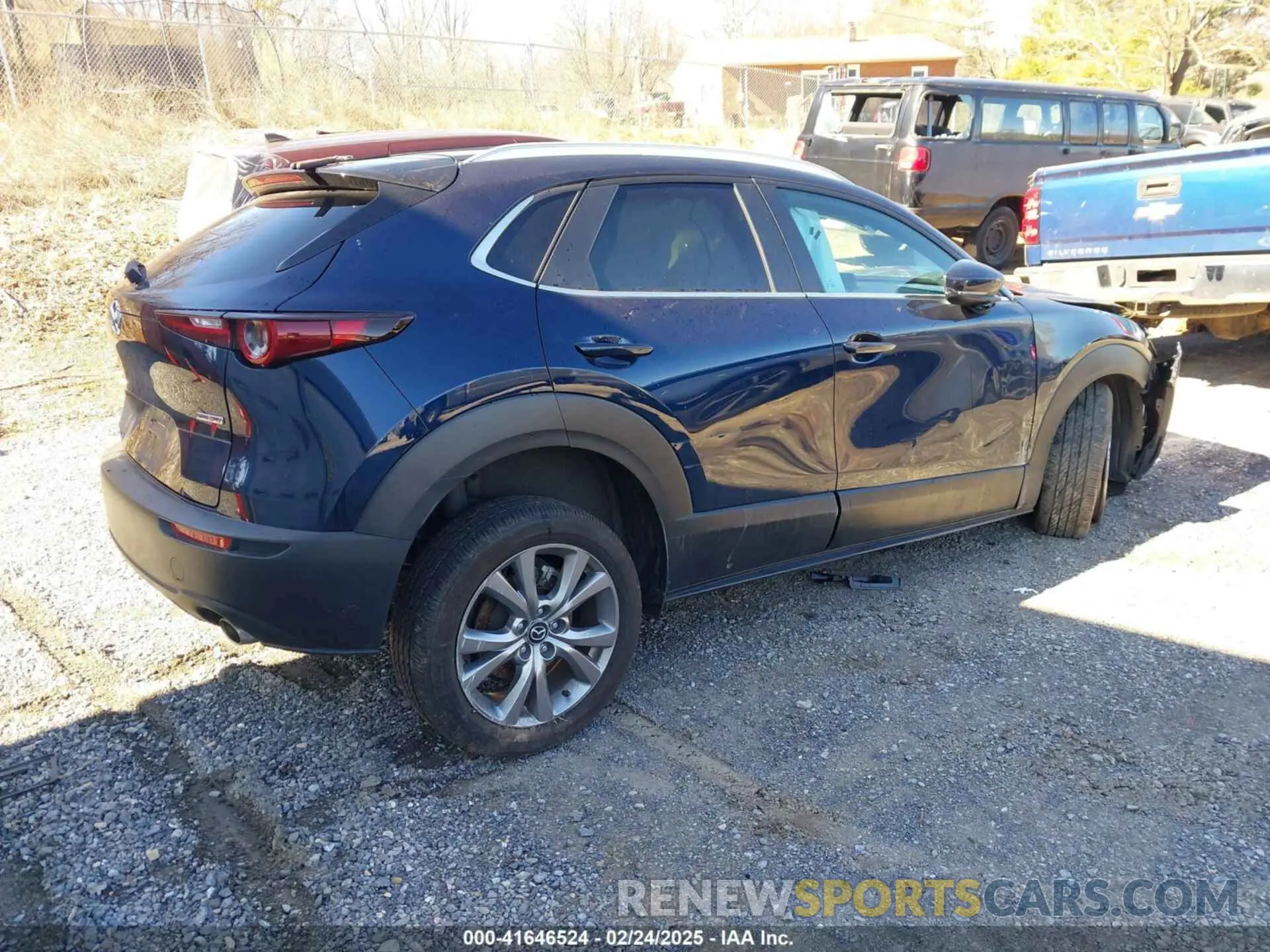 4 Photograph of a damaged car 3MVDMBBL4NM444414 MAZDA CX-30 2022