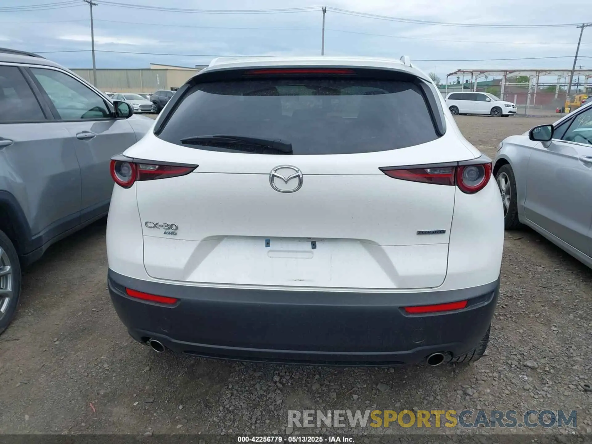 16 Photograph of a damaged car 3MVDMBBL6NM448870 MAZDA CX-30 2022