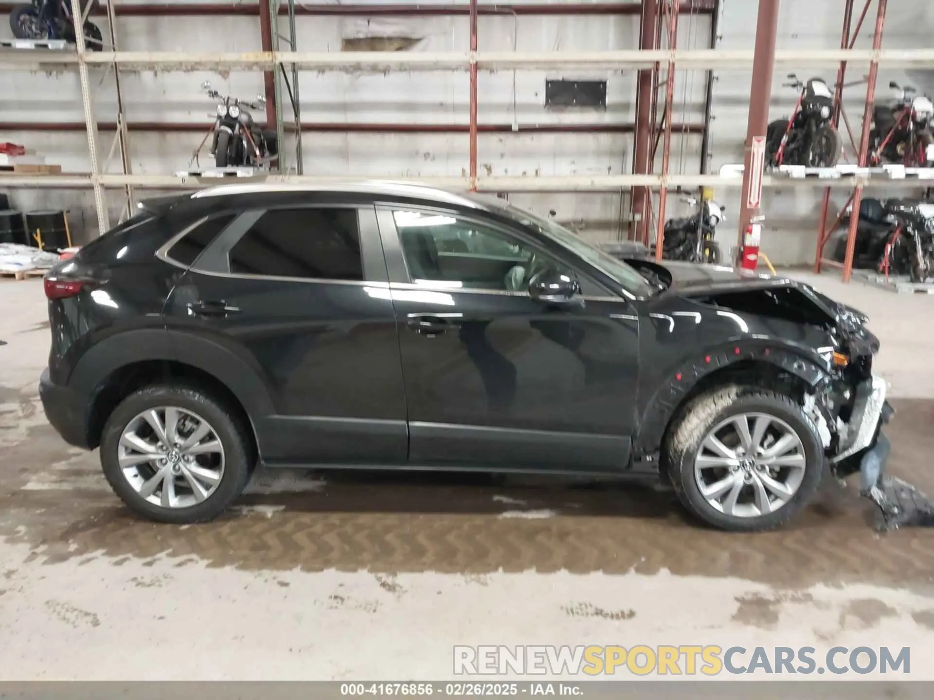 14 Photograph of a damaged car 3MVDMBBL8NM430516 MAZDA CX-30 2022