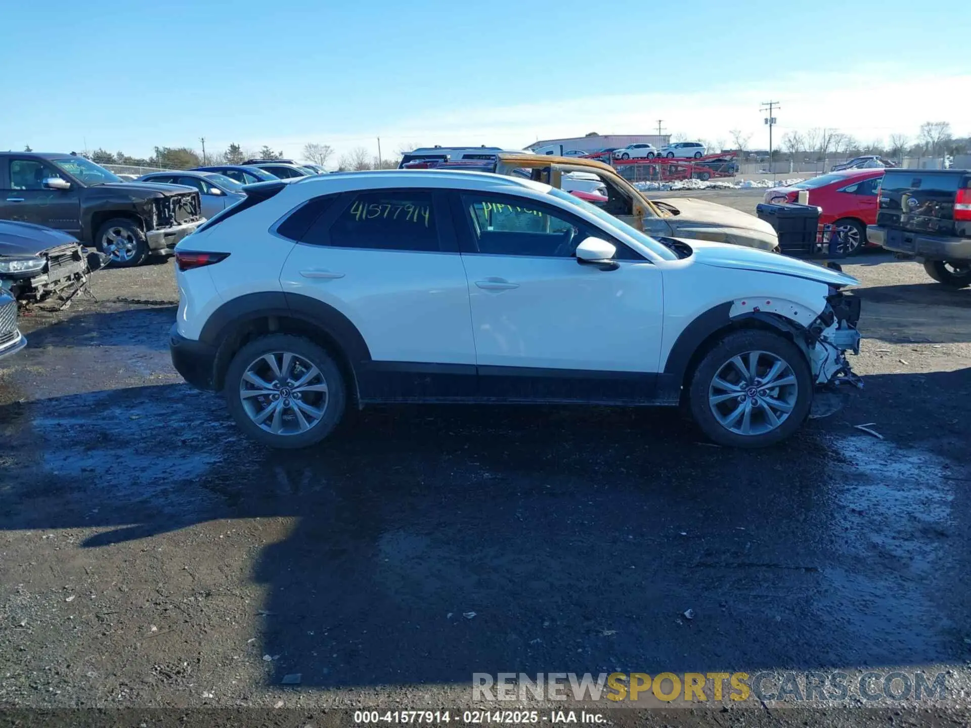 14 Photograph of a damaged car 3MVDMBBL8NM448787 MAZDA CX-30 2022
