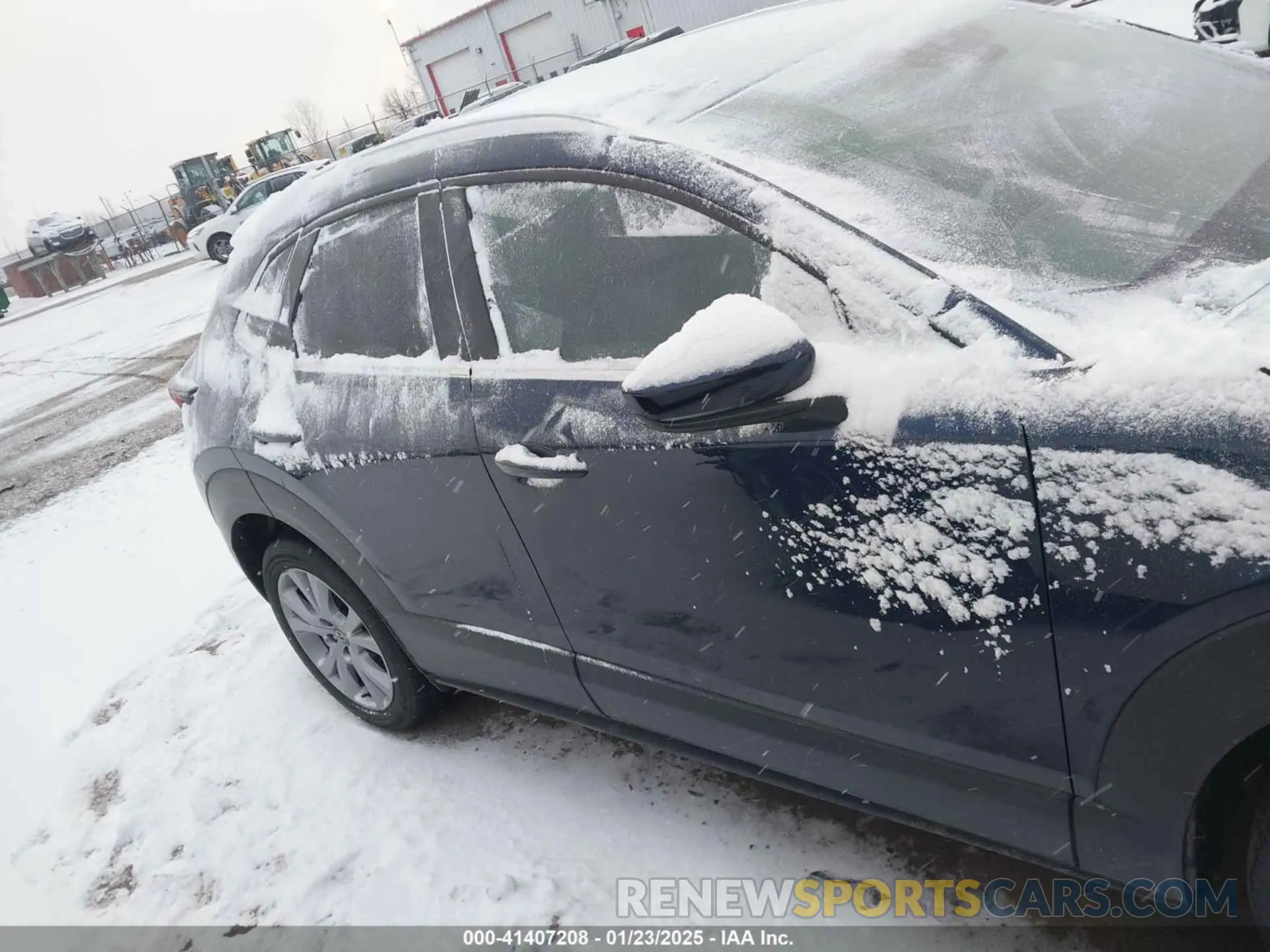13 Photograph of a damaged car 3MVDMBBLXNM424992 MAZDA CX-30 2022
