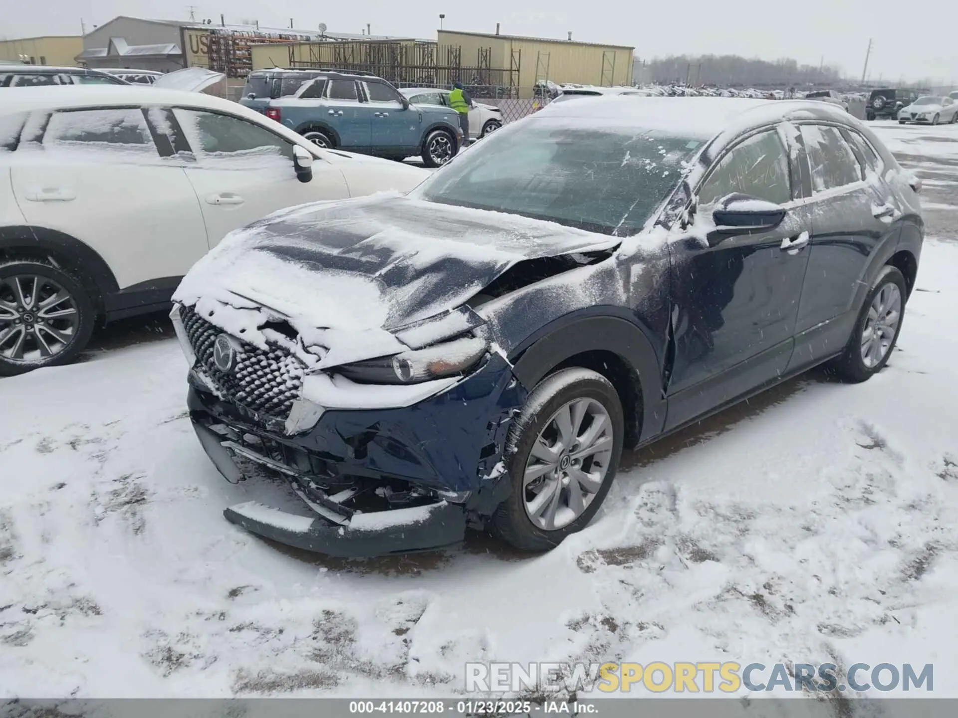 2 Photograph of a damaged car 3MVDMBBLXNM424992 MAZDA CX-30 2022