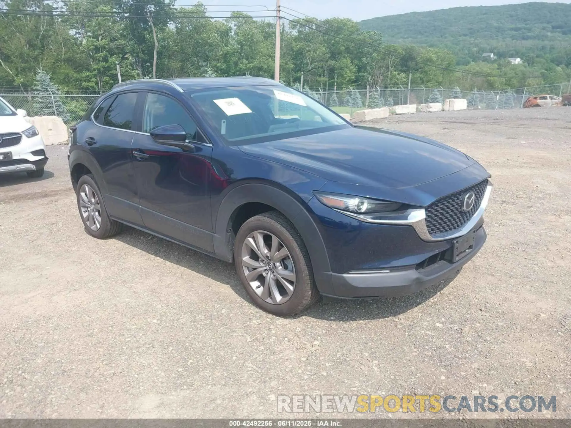 1 Photograph of a damaged car 3MVDMBBLXNM440254 MAZDA CX-30 2022