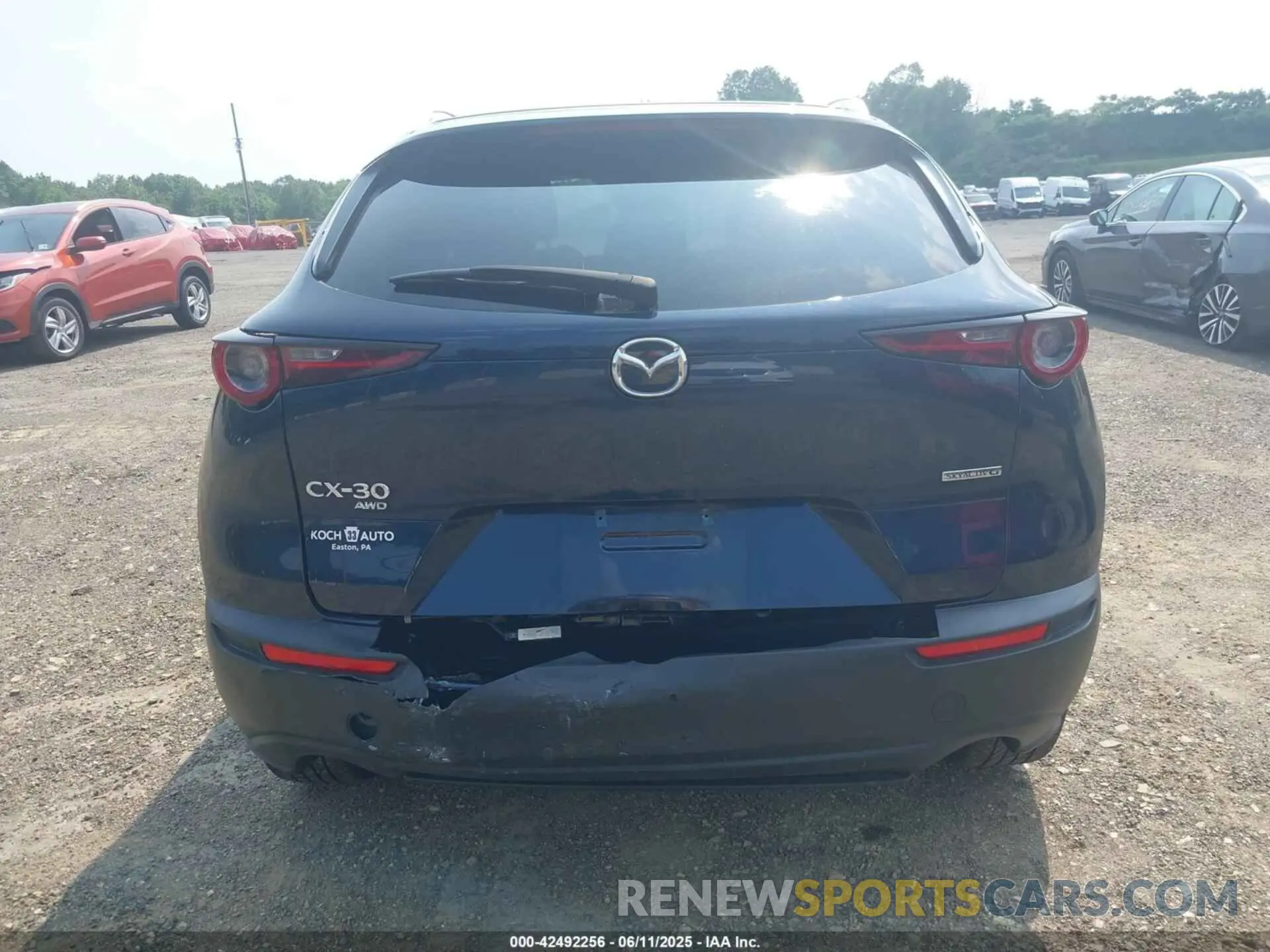 6 Photograph of a damaged car 3MVDMBBLXNM440254 MAZDA CX-30 2022