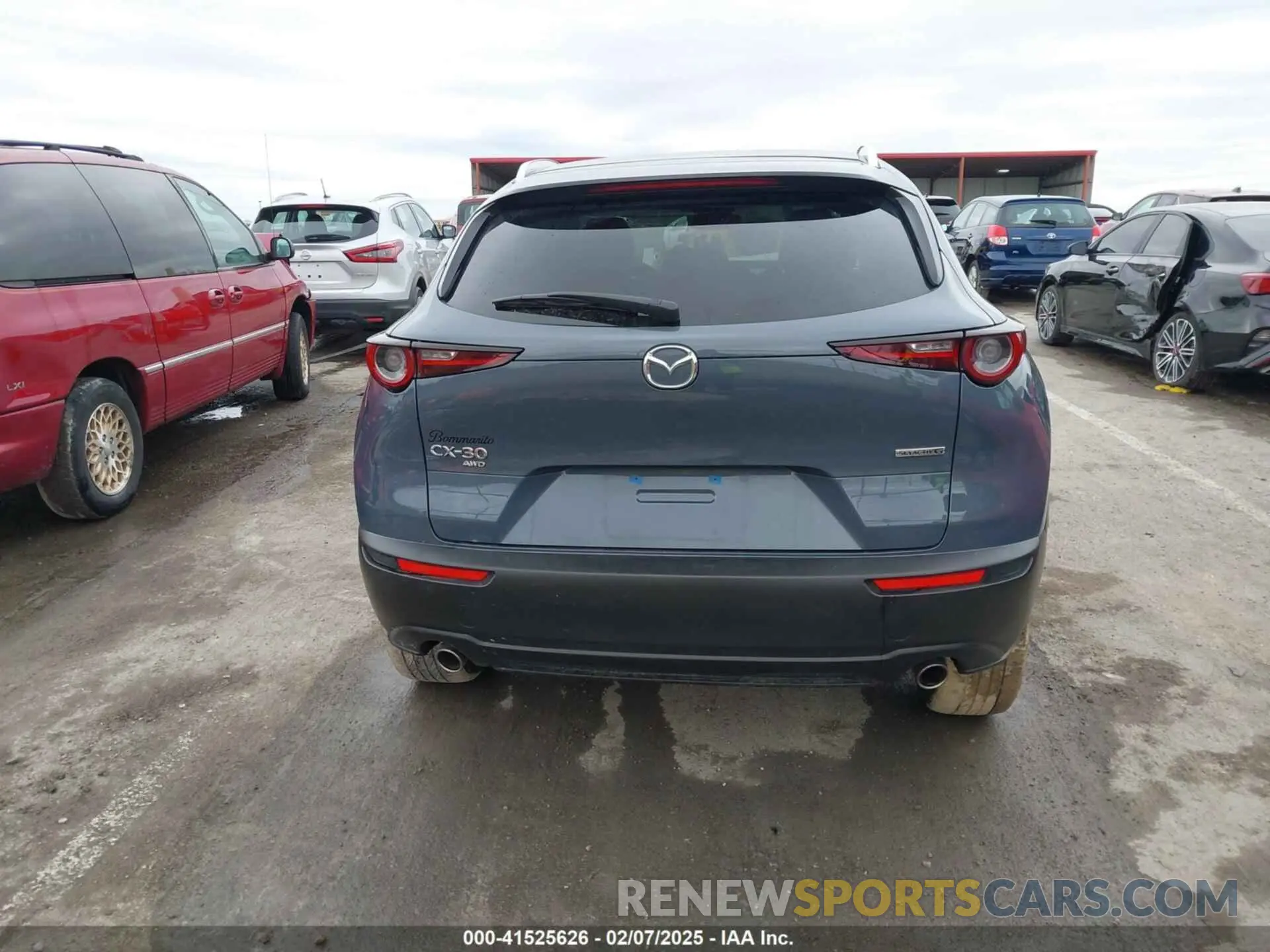 16 Photograph of a damaged car 3MVDMBCL1NM421686 MAZDA CX-30 2022