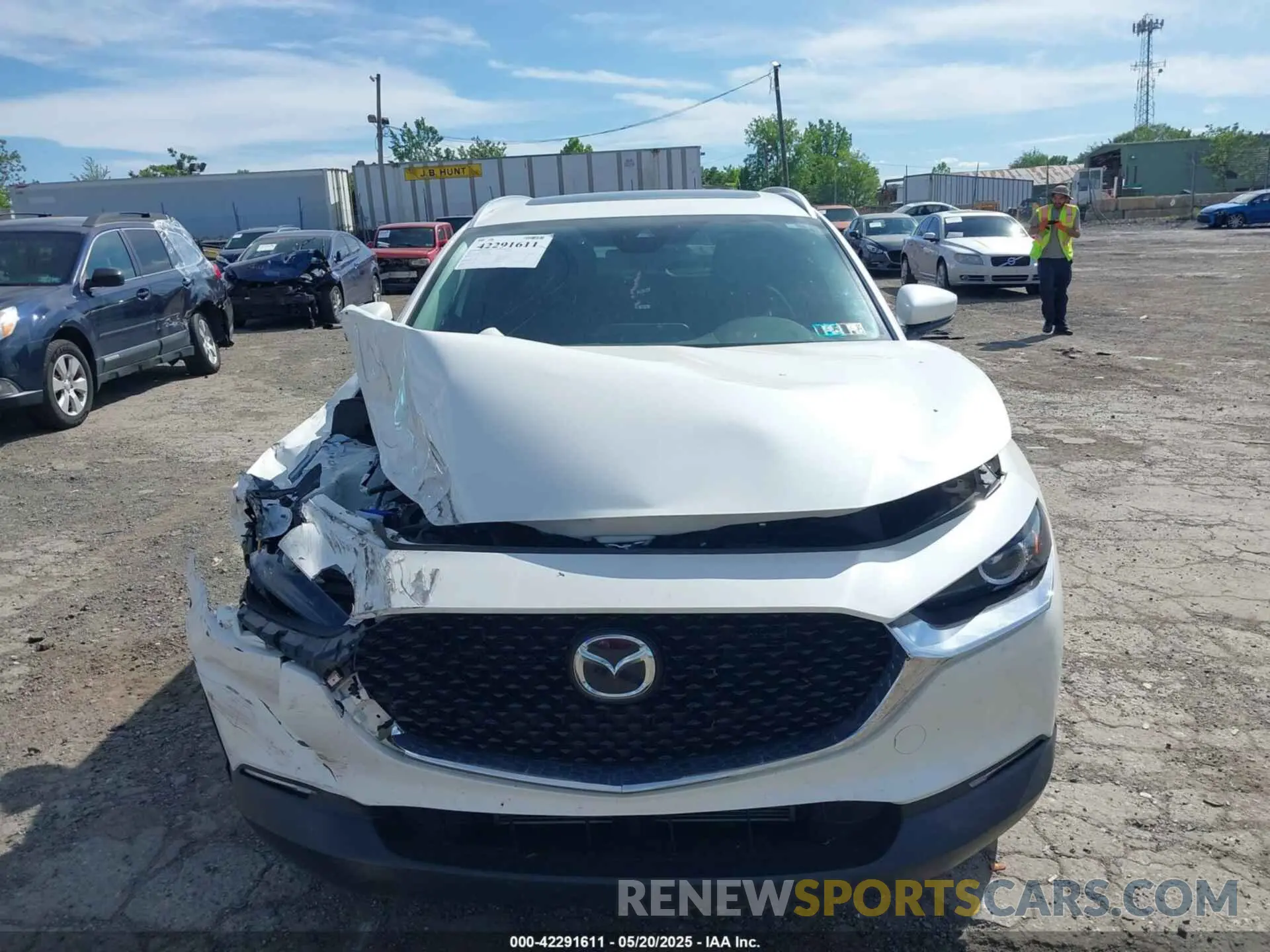 13 Photograph of a damaged car 3MVDMBCL1NM424054 MAZDA CX-30 2022