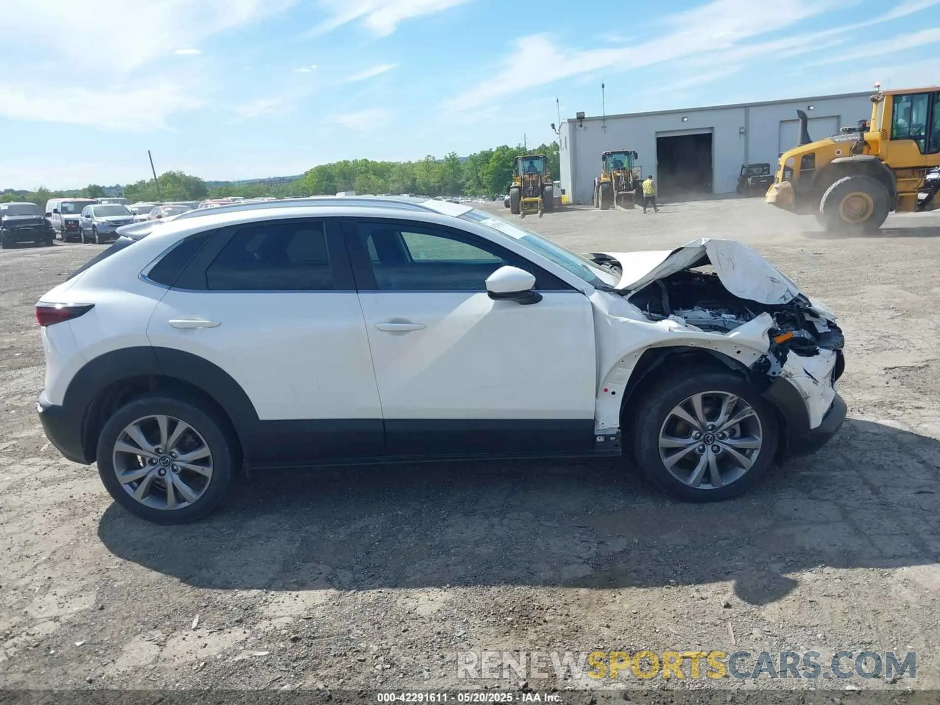 14 Photograph of a damaged car 3MVDMBCL1NM424054 MAZDA CX-30 2022