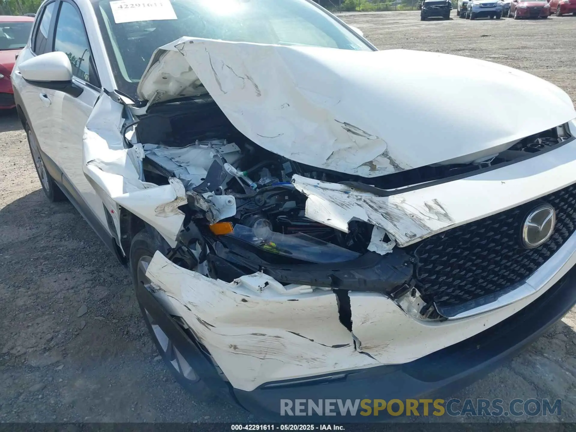 21 Photograph of a damaged car 3MVDMBCL1NM424054 MAZDA CX-30 2022
