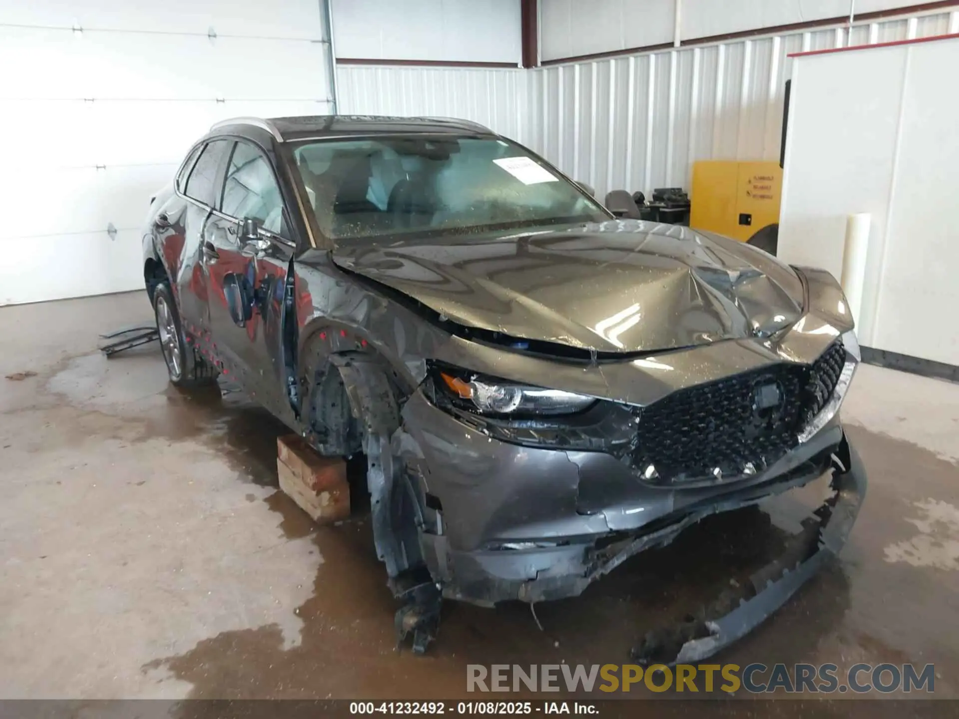 1 Photograph of a damaged car 3MVDMBCL3NM422029 MAZDA CX-30 2022