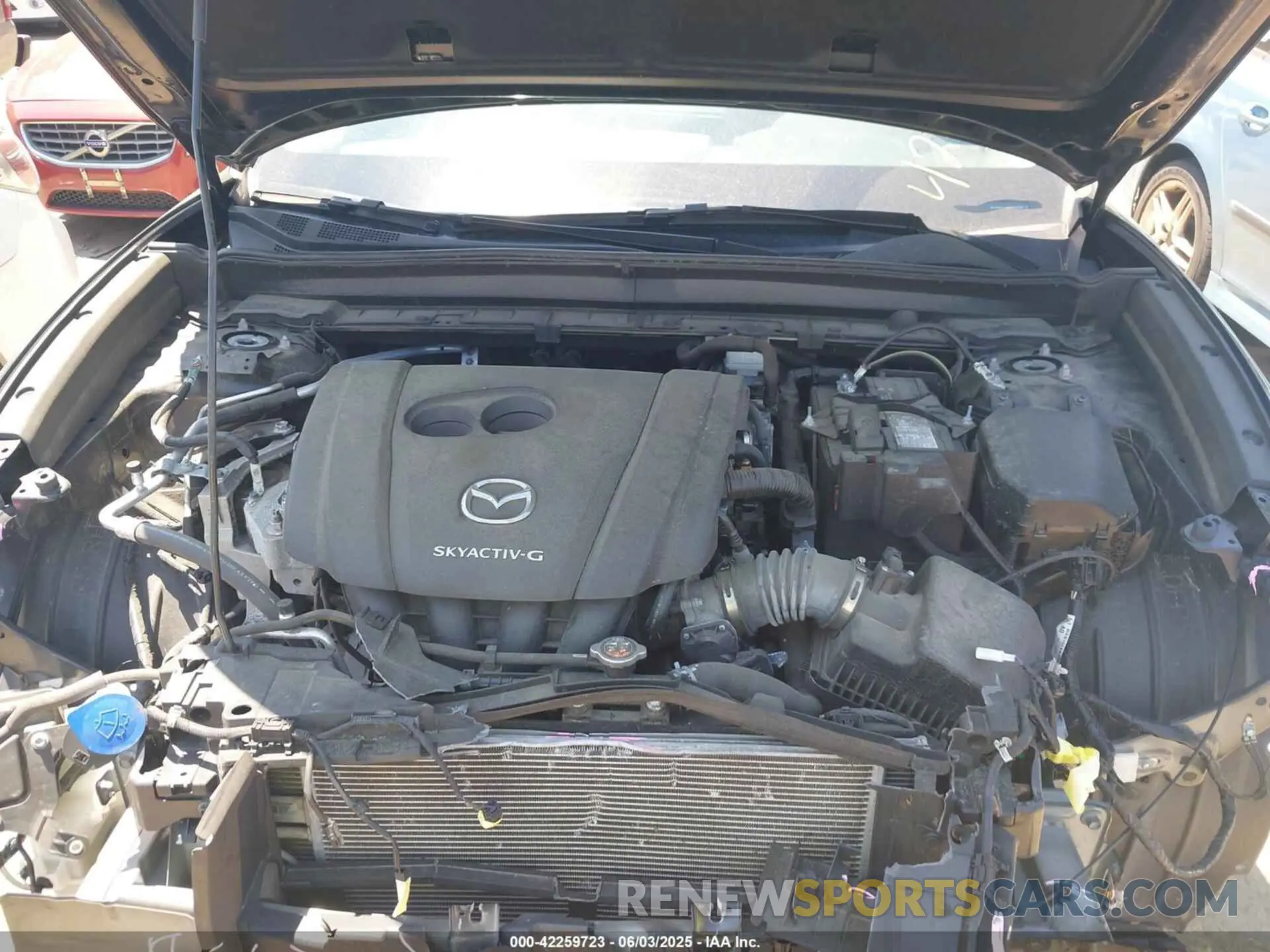 10 Photograph of a damaged car 3MVDMBCL3NM440188 MAZDA CX-30 2022