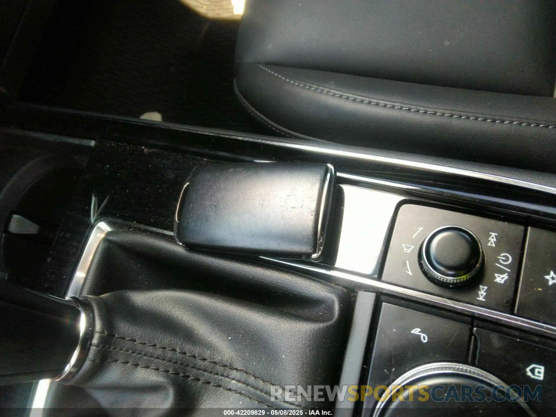 11 Photograph of a damaged car 3MVDMBCL6NM423255 MAZDA CX-30 2022