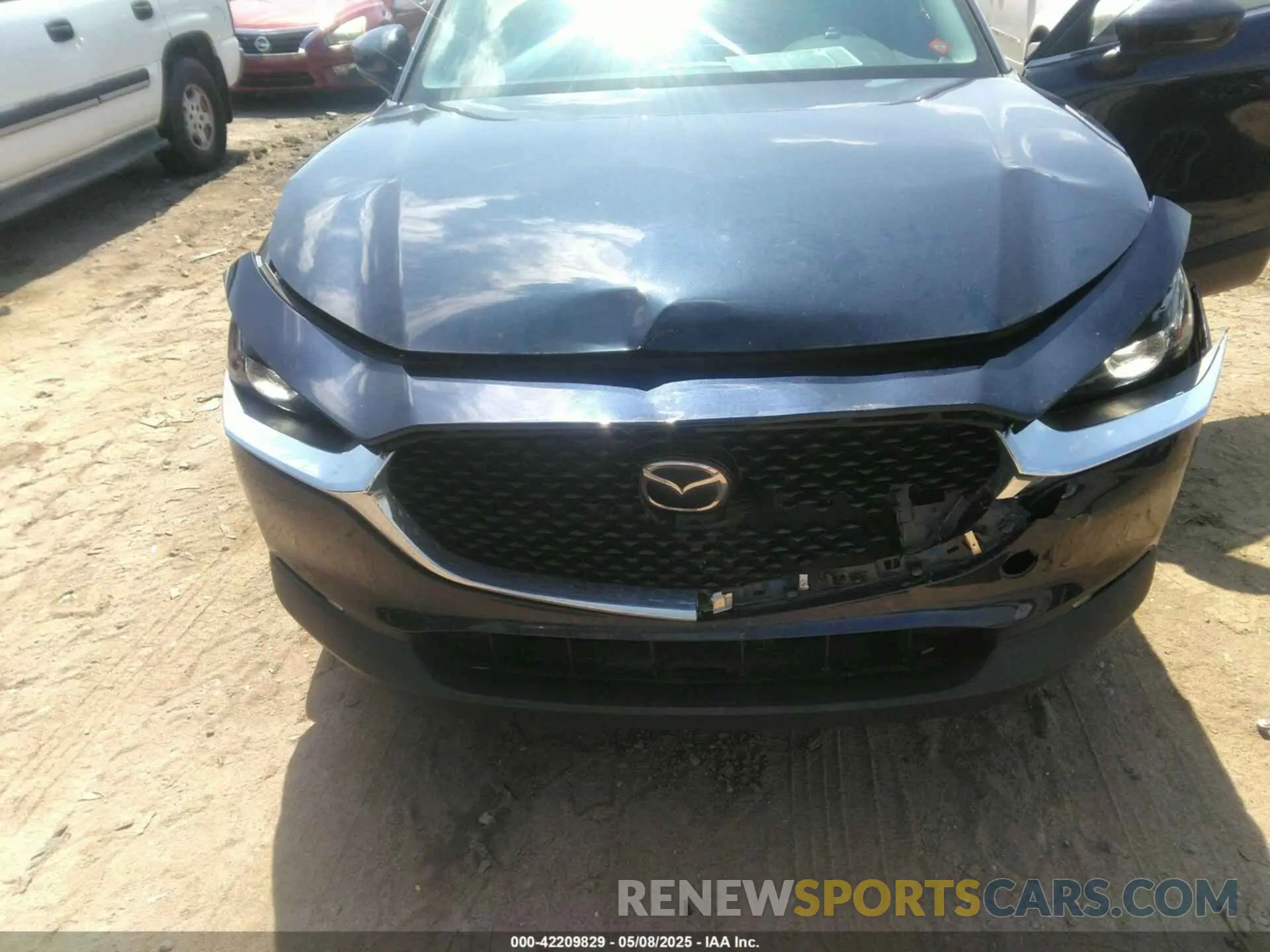 6 Photograph of a damaged car 3MVDMBCL6NM423255 MAZDA CX-30 2022