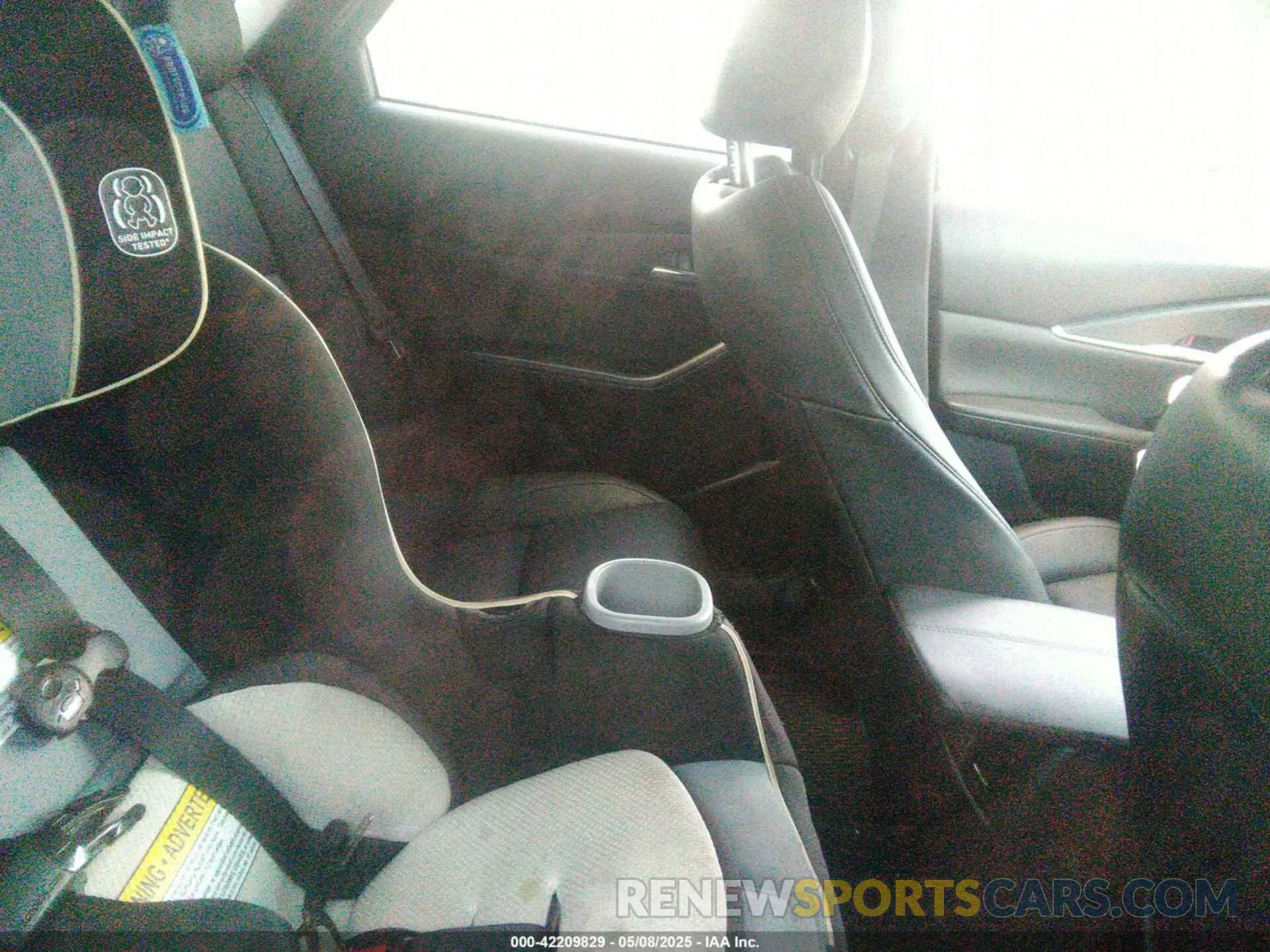 8 Photograph of a damaged car 3MVDMBCL6NM423255 MAZDA CX-30 2022