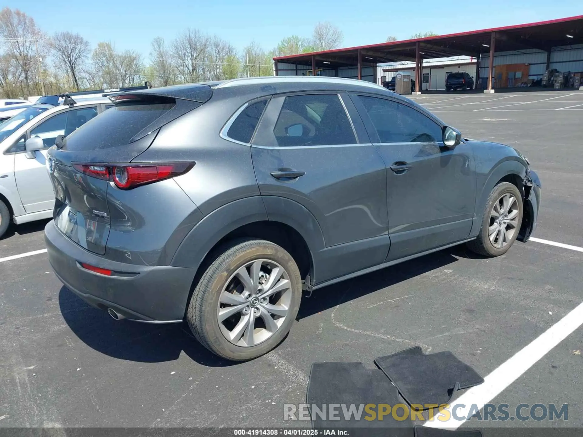 4 Photograph of a damaged car 3MVDMBCL6NM425202 MAZDA CX-30 2022