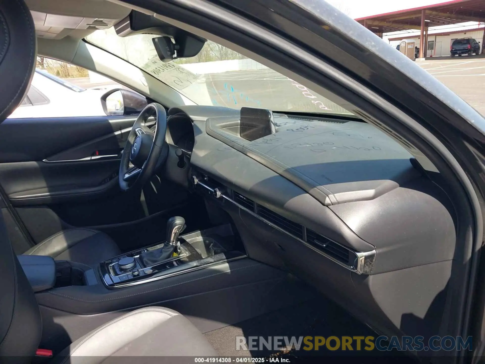 5 Photograph of a damaged car 3MVDMBCL6NM425202 MAZDA CX-30 2022