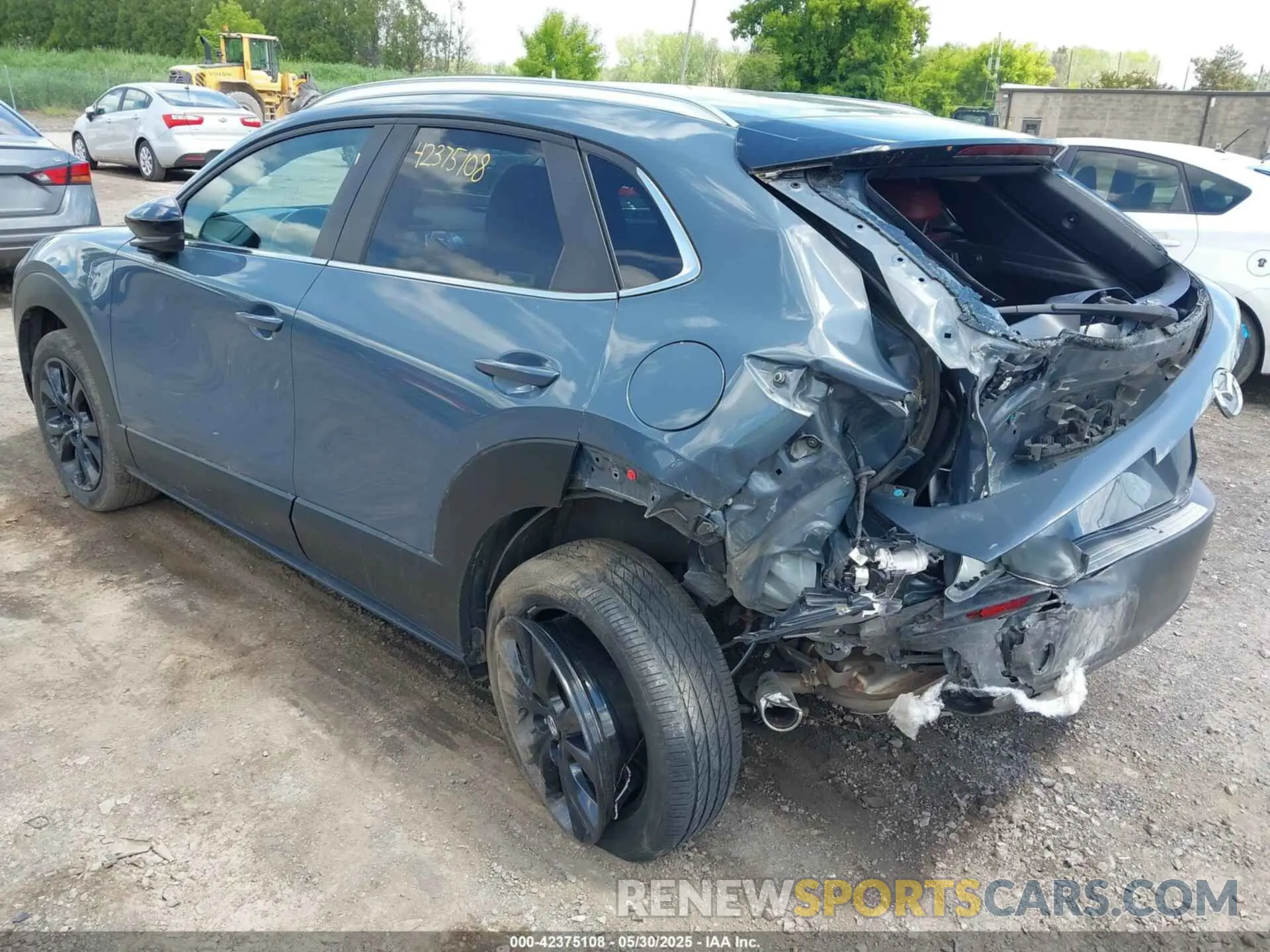 3 Photograph of a damaged car 3MVDMBCL8NM409034 MAZDA CX-30 2022