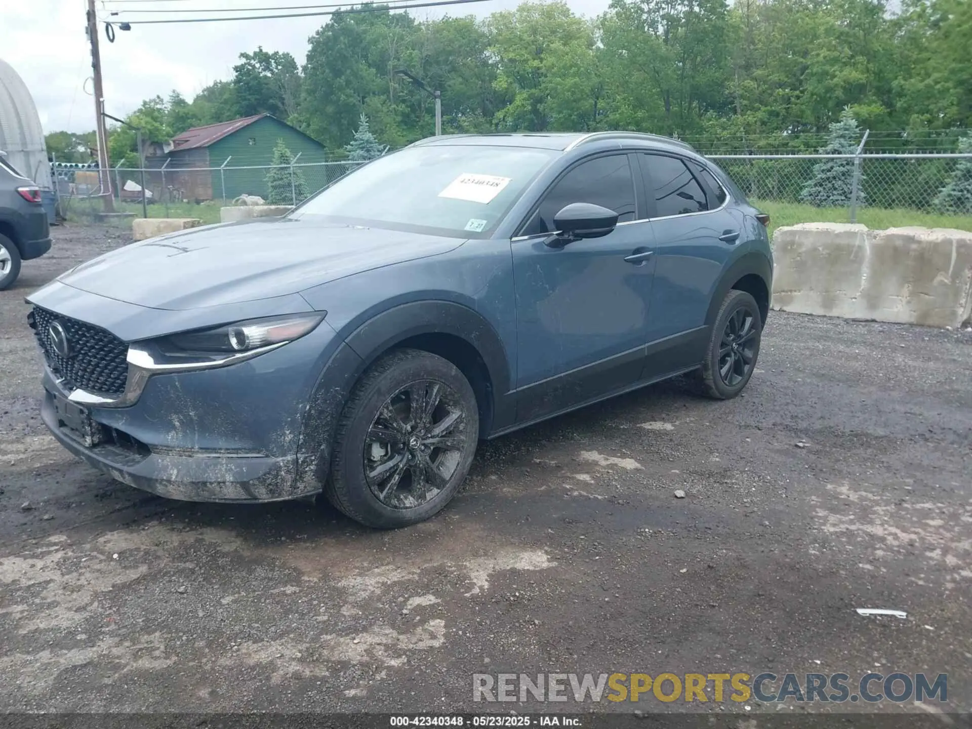 2 Photograph of a damaged car 3MVDMBCL8NM430370 MAZDA CX-30 2022