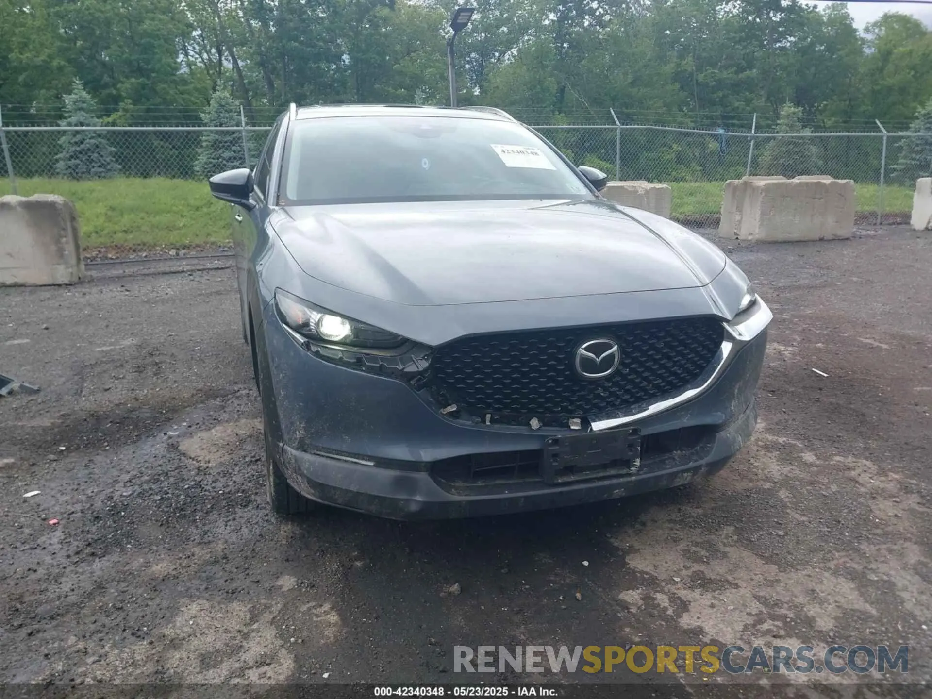 6 Photograph of a damaged car 3MVDMBCL8NM430370 MAZDA CX-30 2022