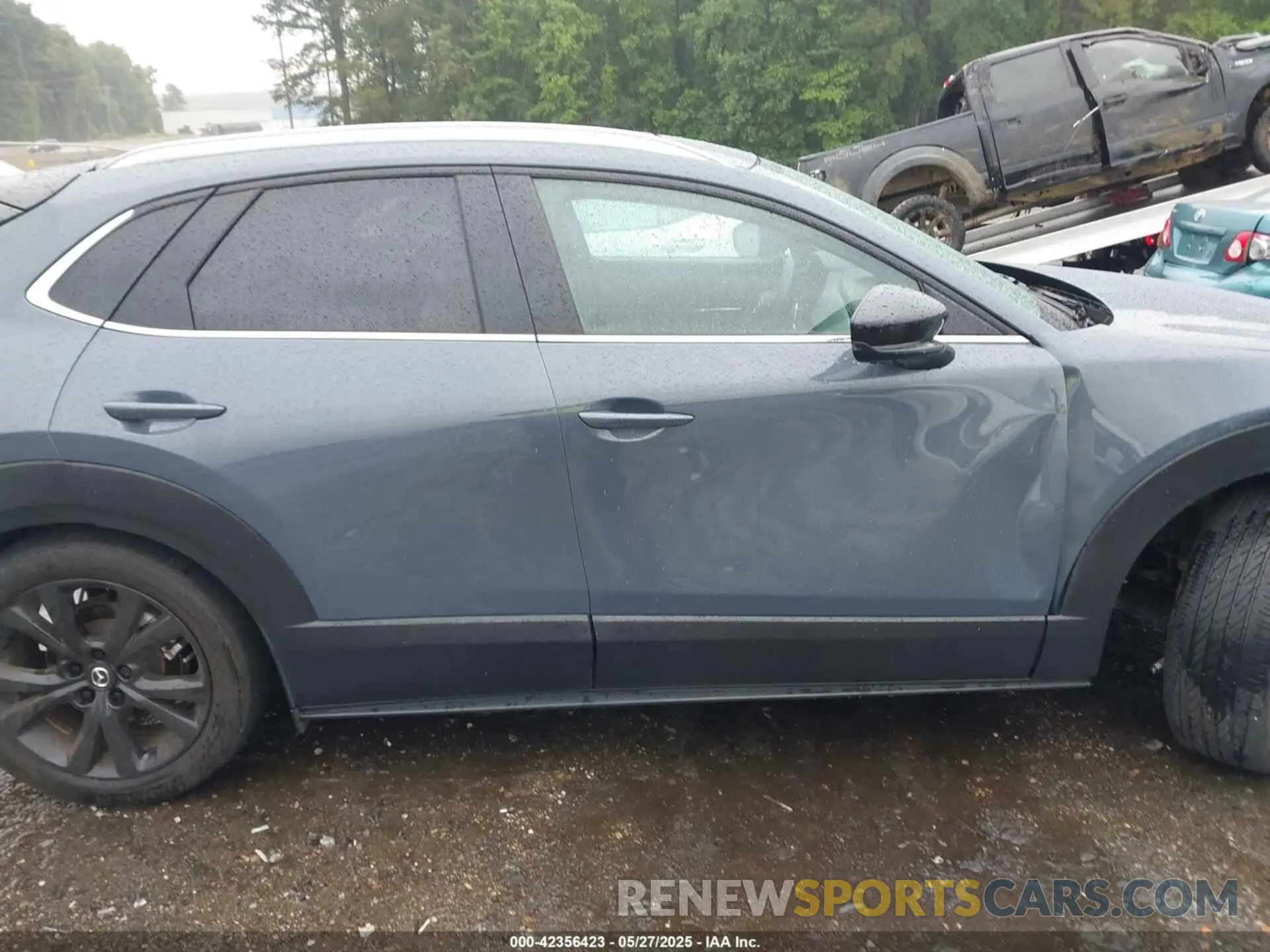 14 Photograph of a damaged car 3MVDMBCL8NM434452 MAZDA CX-30 2022