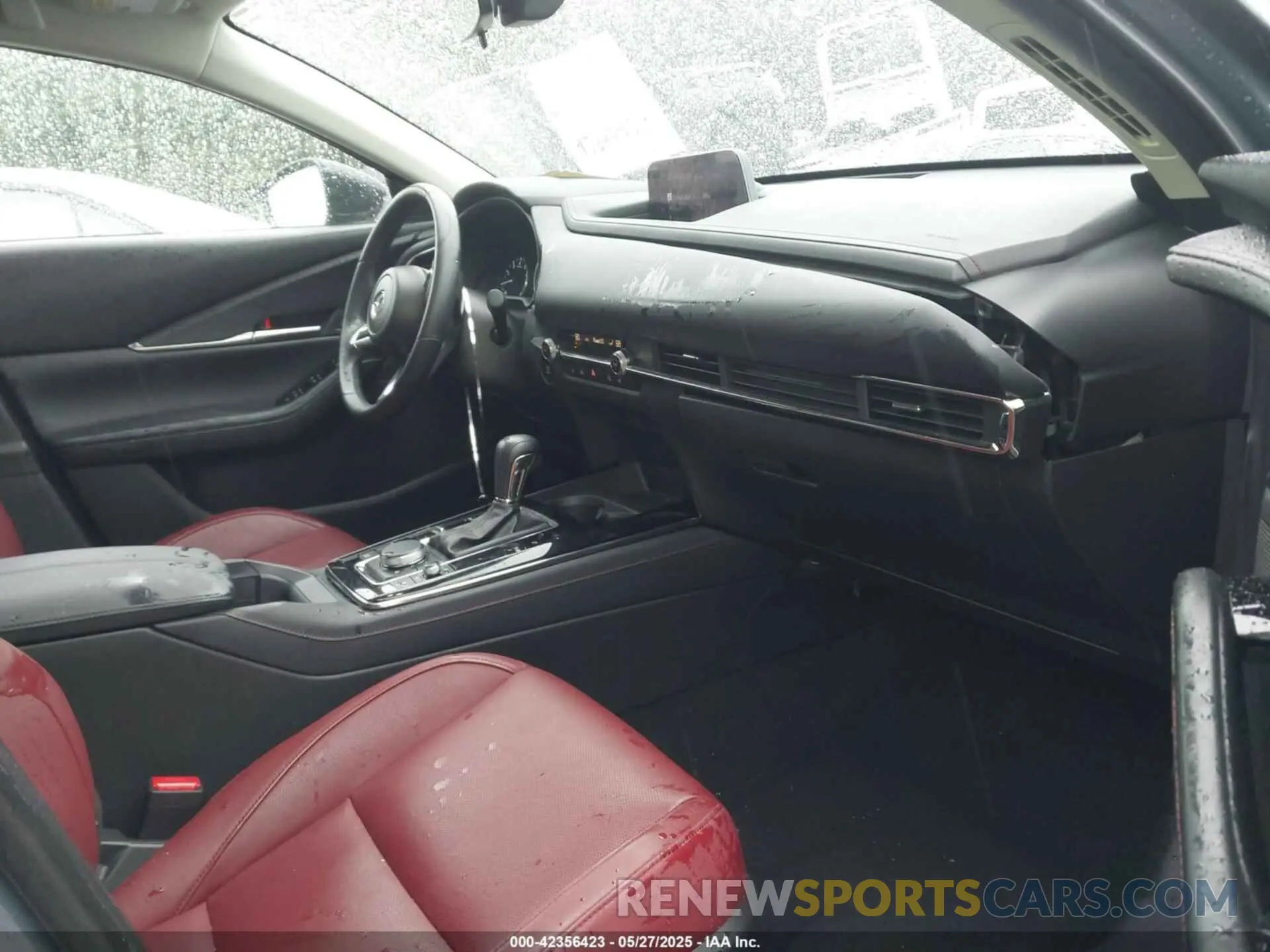 5 Photograph of a damaged car 3MVDMBCL8NM434452 MAZDA CX-30 2022