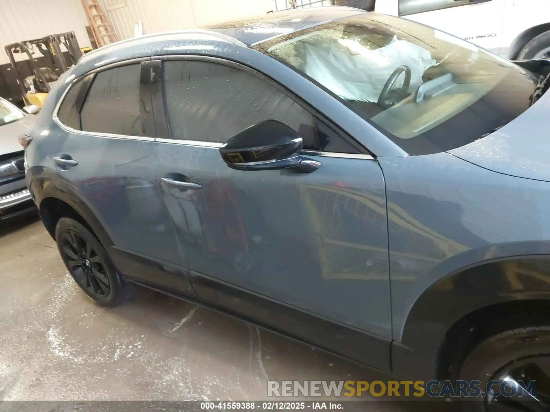 13 Photograph of a damaged car 3MVDMBCL8NM434547 MAZDA CX-30 2022