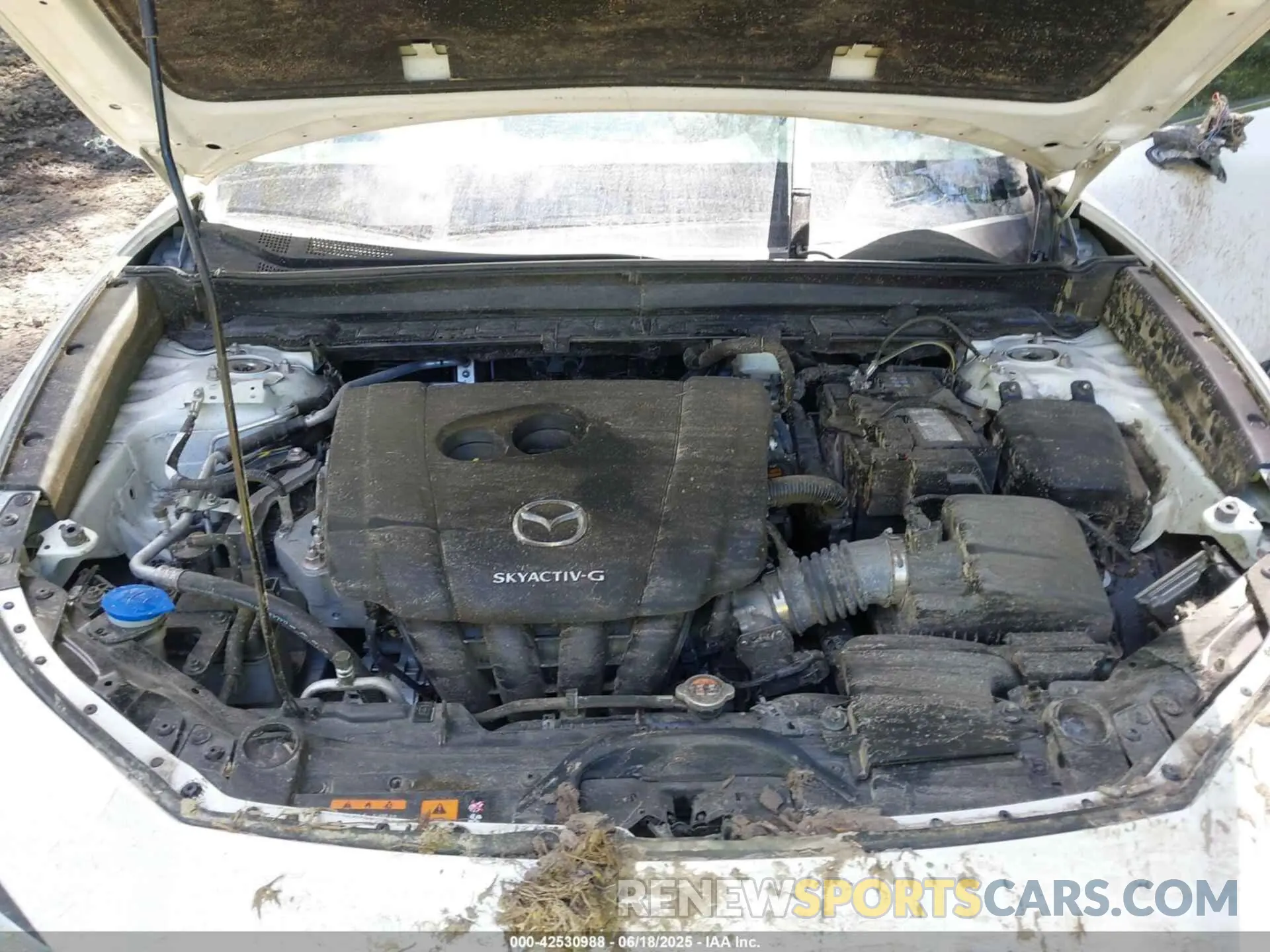 10 Photograph of a damaged car 3MVDMBCL8NM439828 MAZDA CX-30 2022