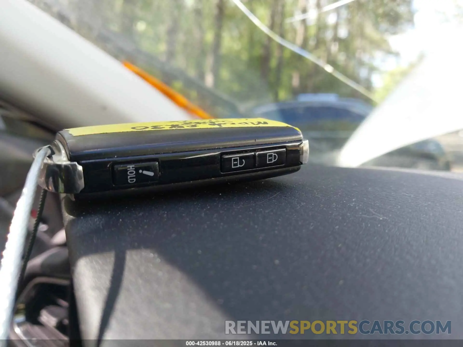 11 Photograph of a damaged car 3MVDMBCL8NM439828 MAZDA CX-30 2022