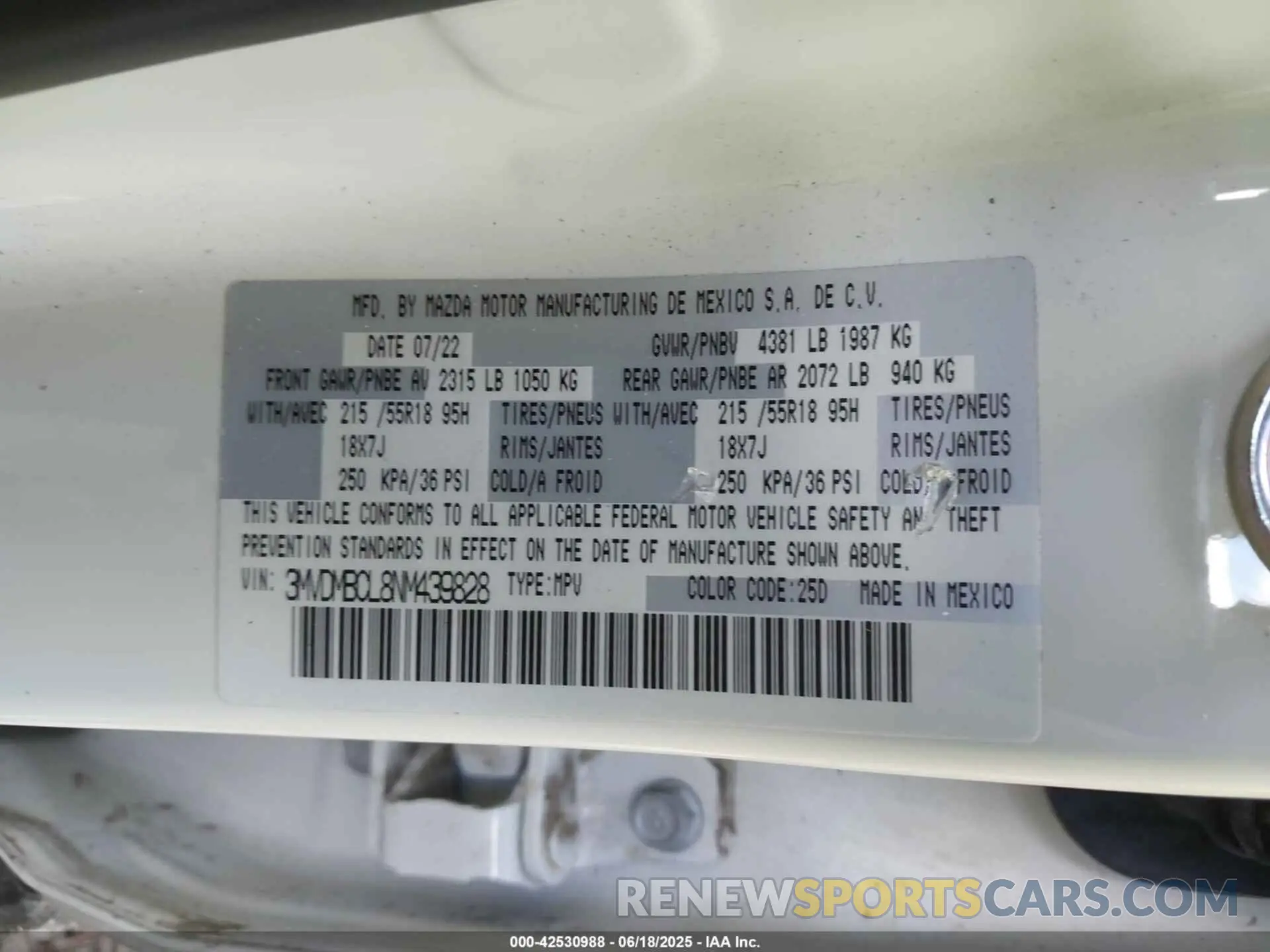 9 Photograph of a damaged car 3MVDMBCL8NM439828 MAZDA CX-30 2022