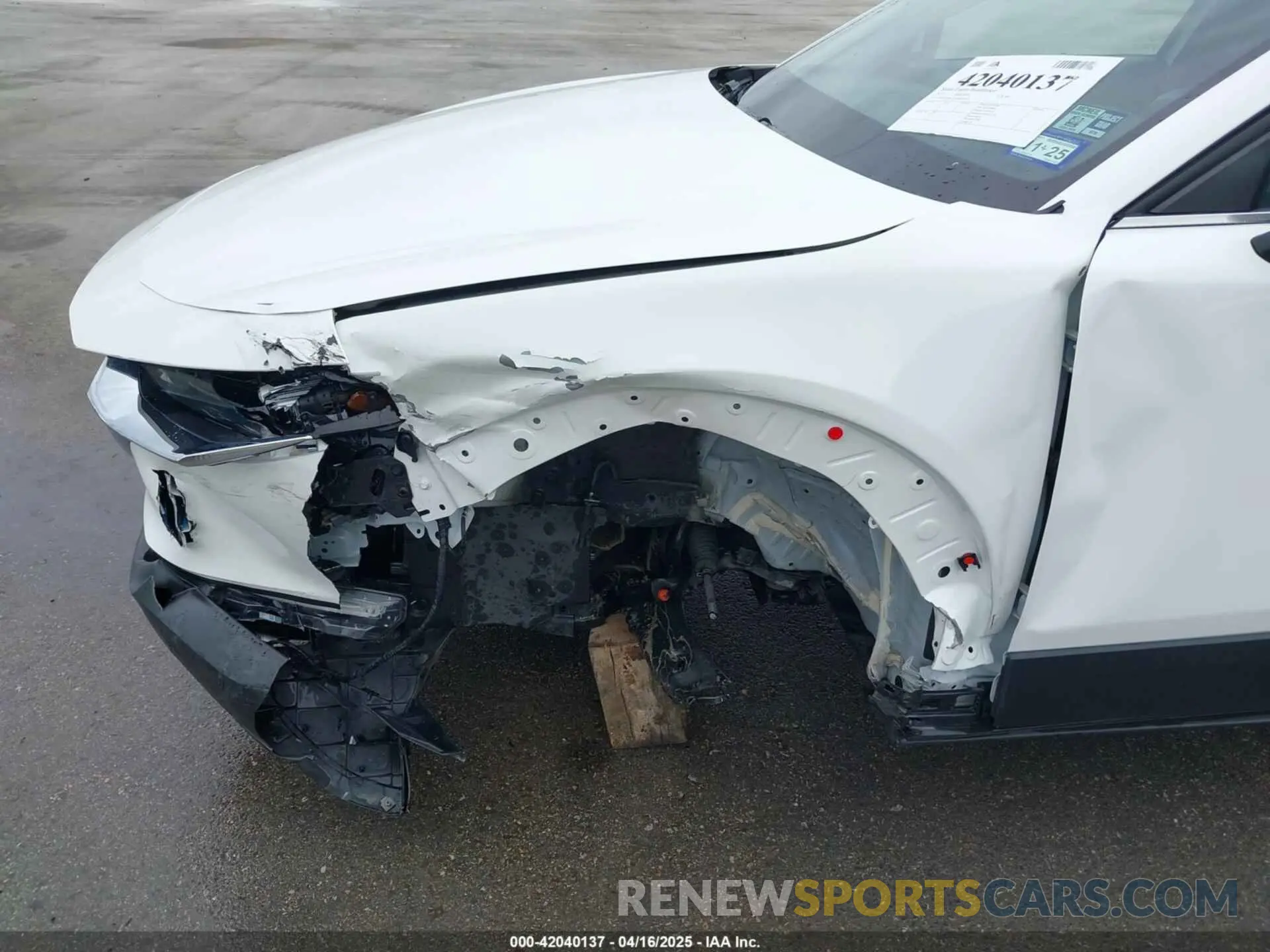 6 Photograph of a damaged car 3MVDMBCL8NM455821 MAZDA CX-30 2022