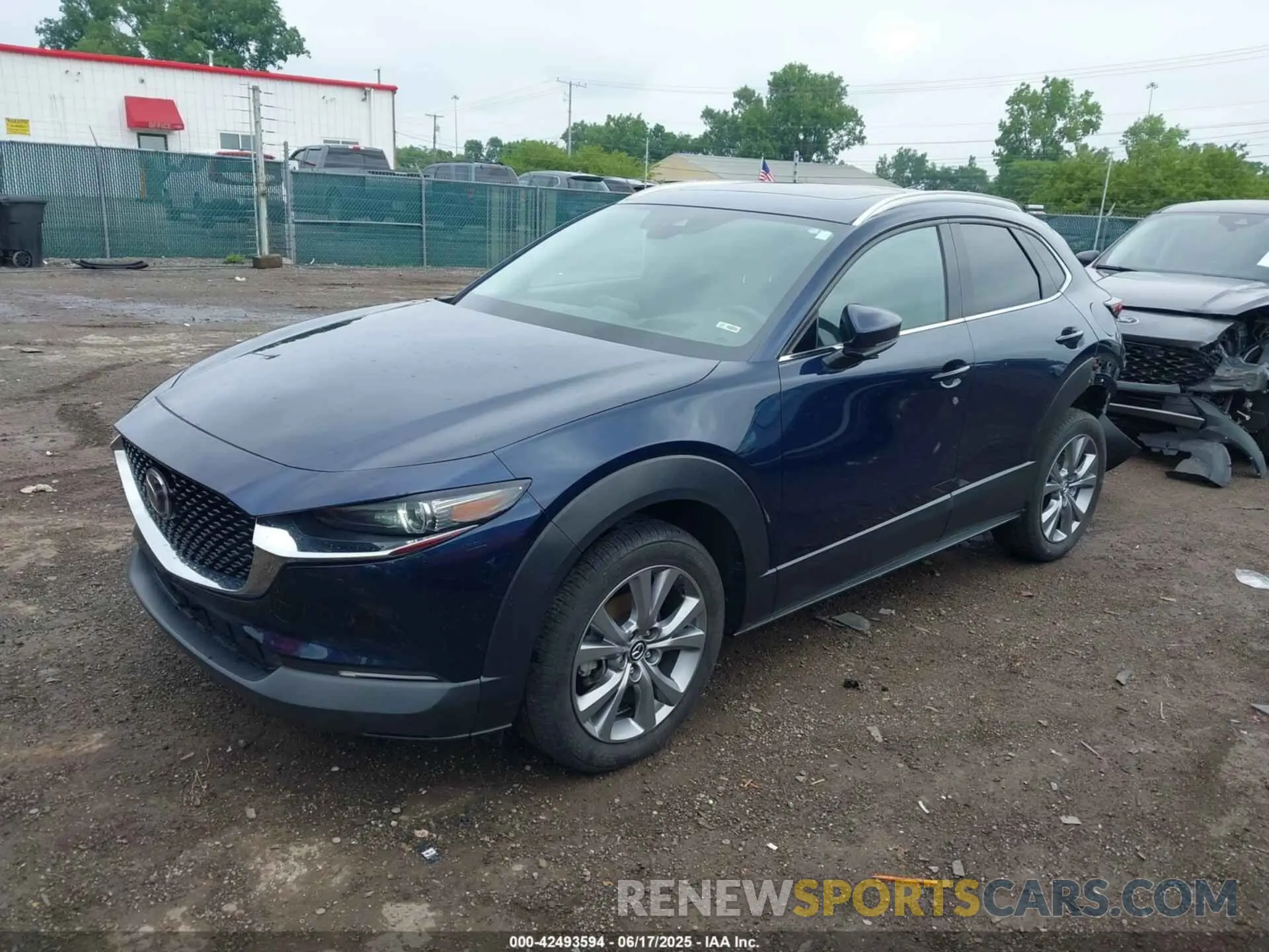 2 Photograph of a damaged car 3MVDMBDL0NM413545 MAZDA CX-30 2022