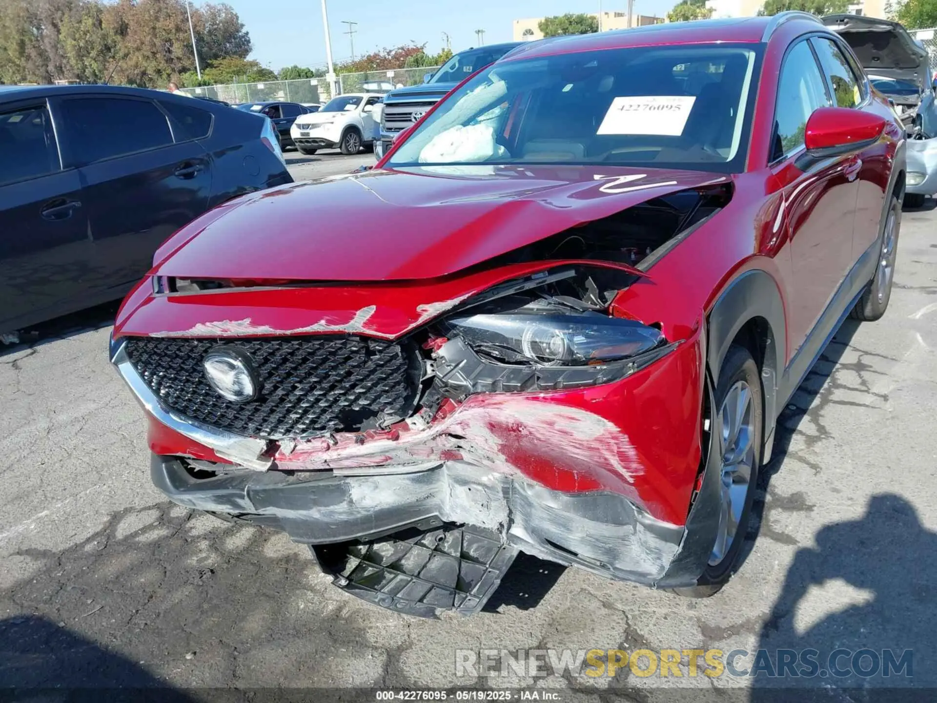 6 Photograph of a damaged car 3MVDMBDL0NM454855 MAZDA CX-30 2022