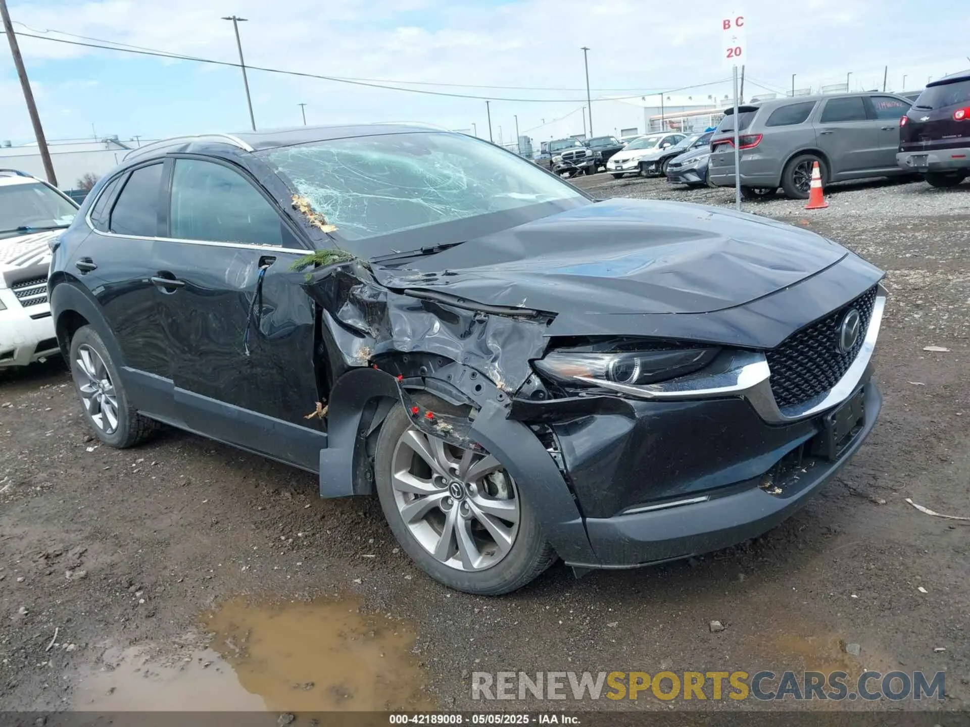 1 Photograph of a damaged car 3MVDMBDL5NM413878 MAZDA CX-30 2022