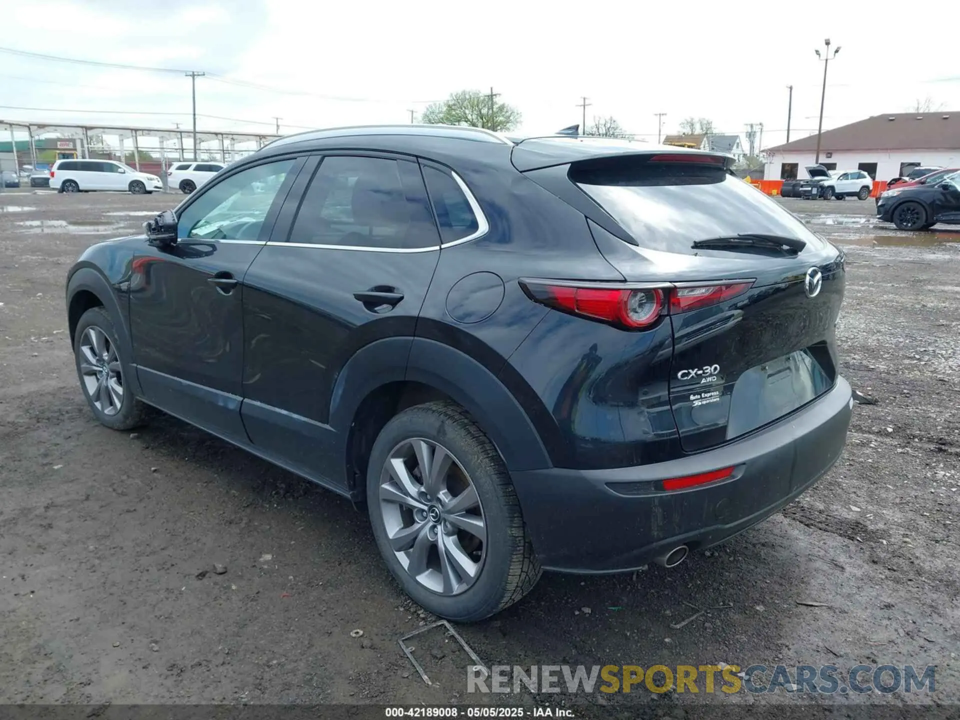 3 Photograph of a damaged car 3MVDMBDL5NM413878 MAZDA CX-30 2022