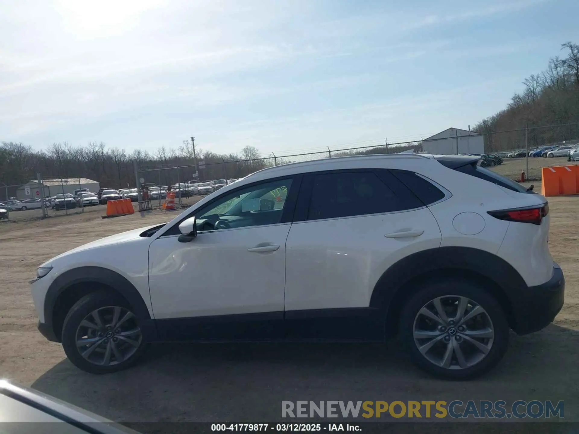 13 Photograph of a damaged car 3MVDMBDL7NM412263 MAZDA CX-30 2022