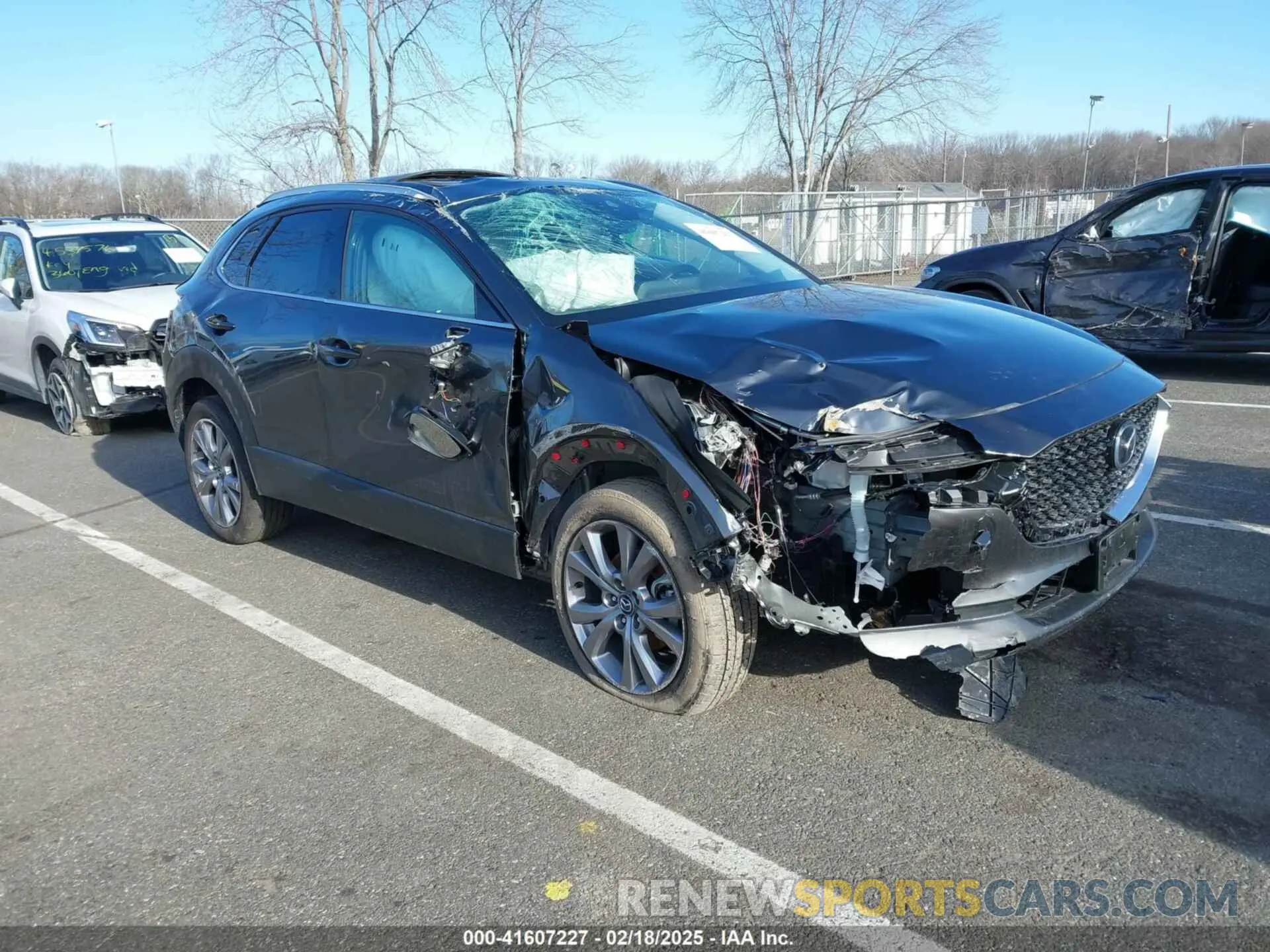 1 Photograph of a damaged car 3MVDMBDL9NM403273 MAZDA CX-30 2022