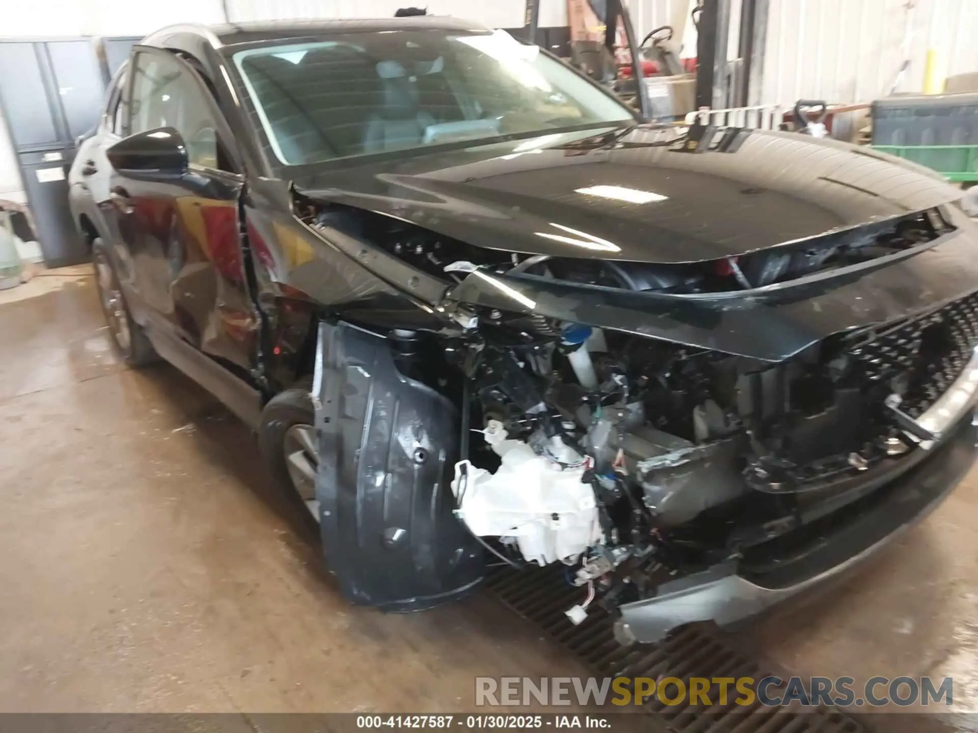 6 Photograph of a damaged car 3MVDMBDLXNM403959 MAZDA CX-30 2022
