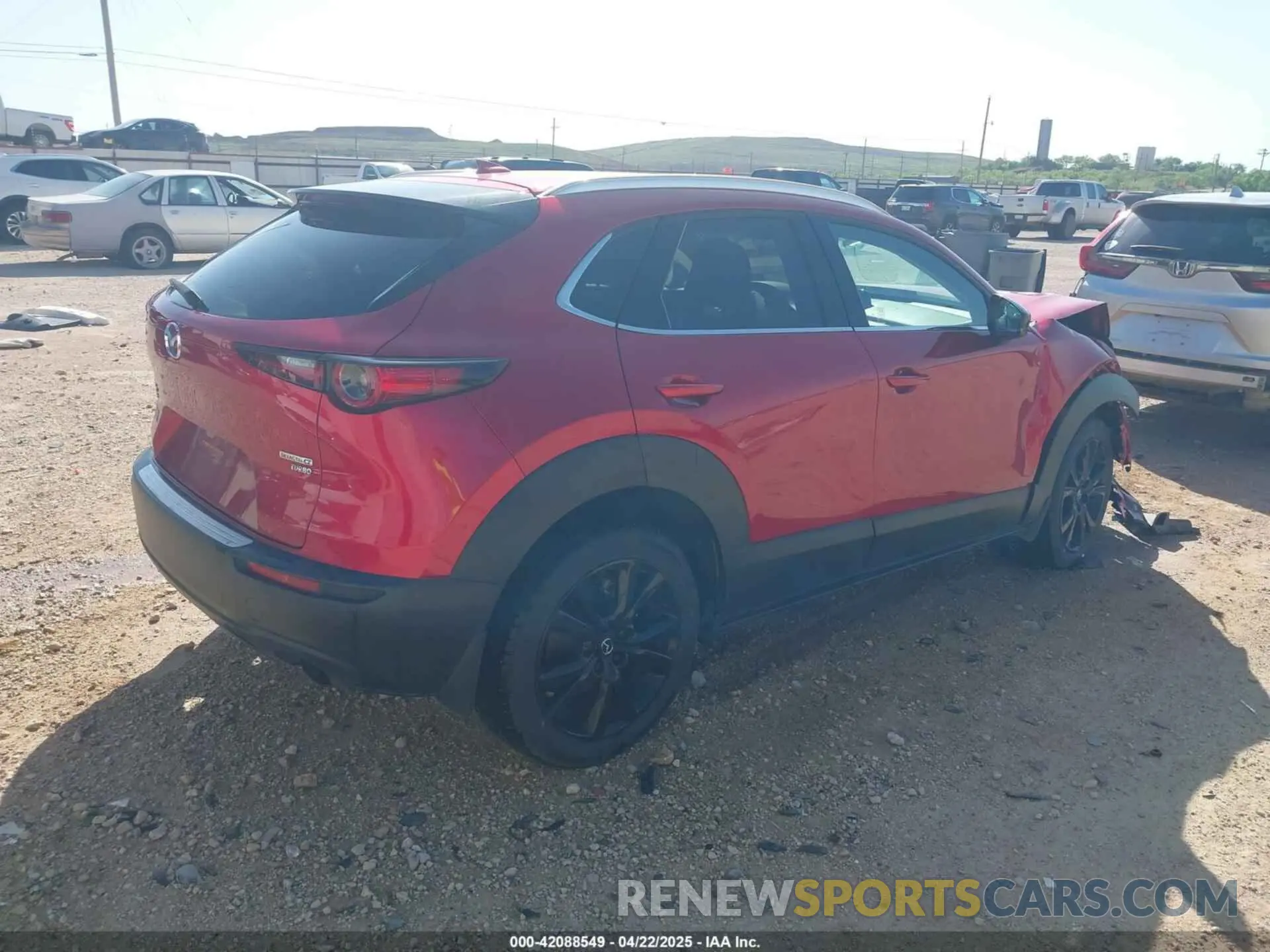 4 Photograph of a damaged car 3MVDMBDY1NM436229 MAZDA CX-30 2022