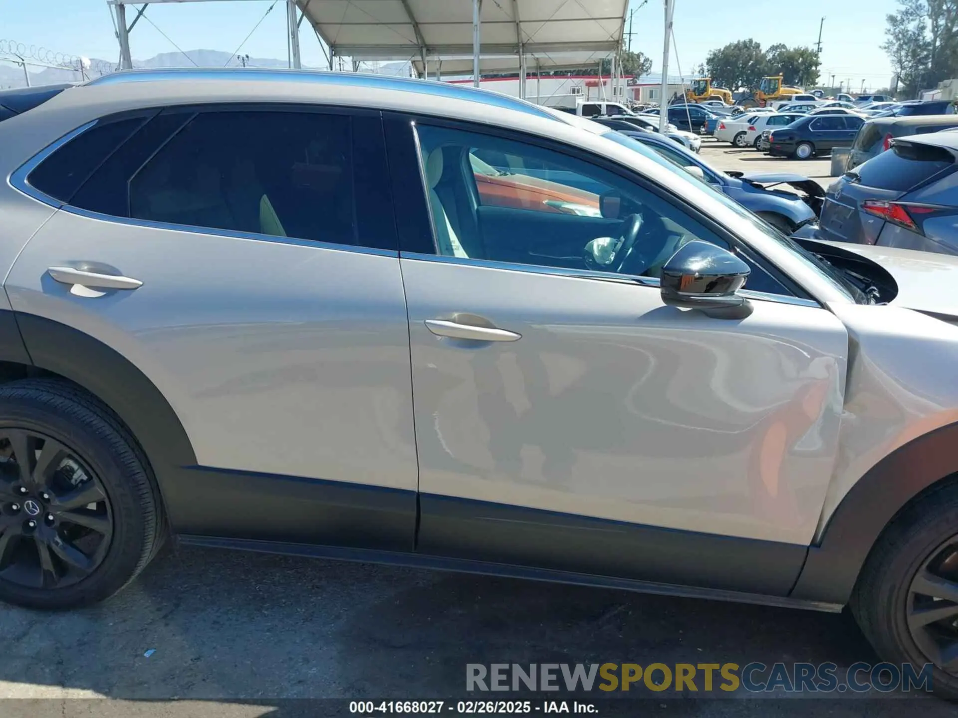13 Photograph of a damaged car 3MVDMBDY2NM408844 MAZDA CX-30 2022