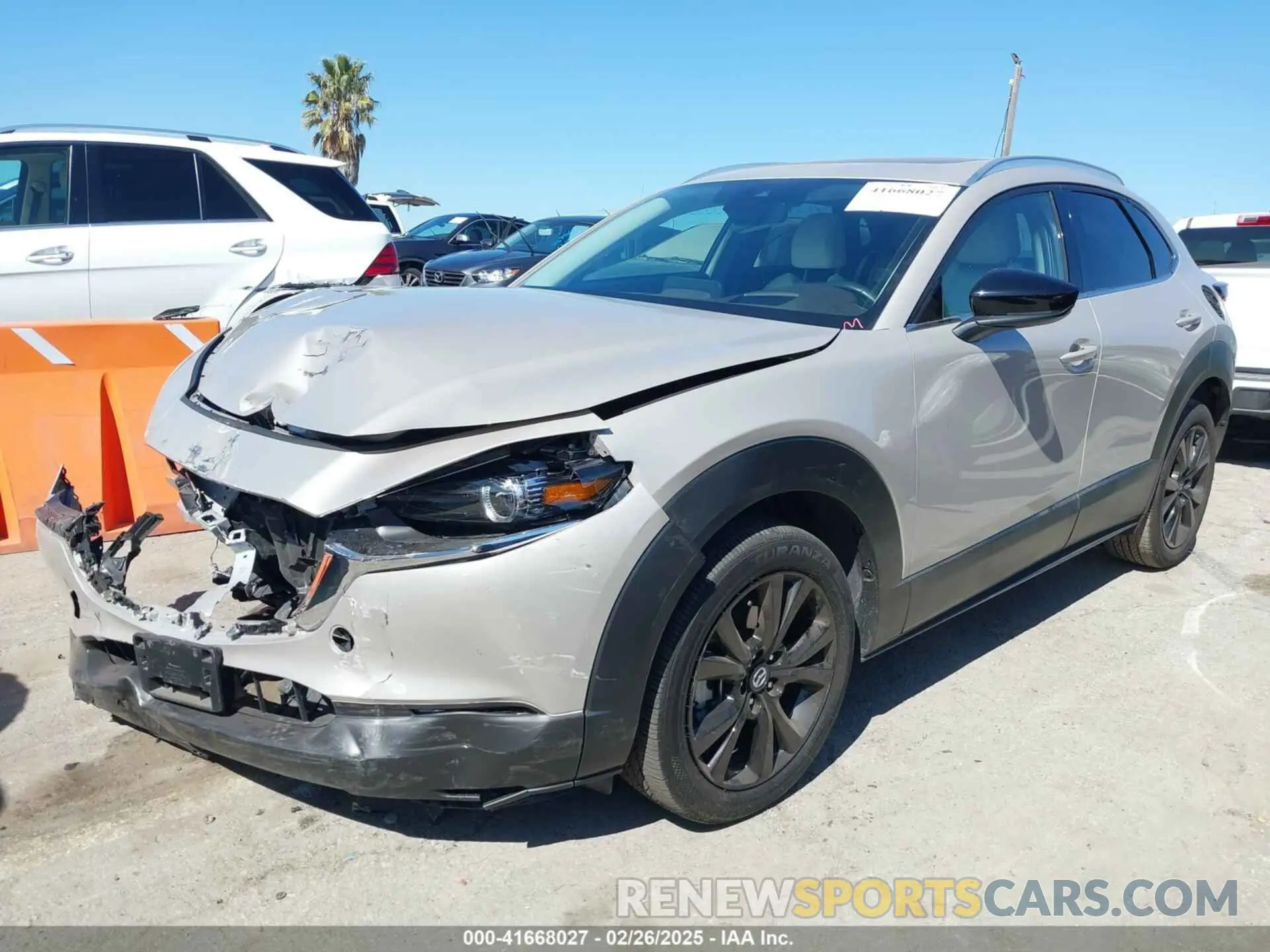 2 Photograph of a damaged car 3MVDMBDY2NM408844 MAZDA CX-30 2022